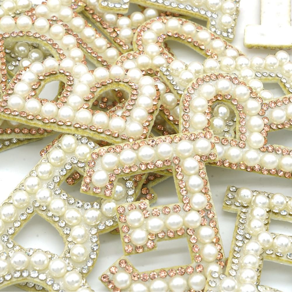 1 lot de patchs brillants tendance en forme de lettres de l'alphabet Bride - Avec perles et strass - À repasser - Pour sacs à dos, chapeaux, chaussures, jeans, accessoires de costume, coques