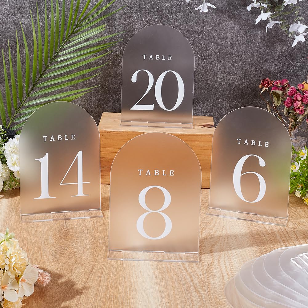PH PandaHall 20 Imposta Numeri Da Tavolo Smerigliati, Segnali per Numeri Da Tavolo per Matrimonio Numeri Da Tavolo In Acrilico 1-20 cartello In Acrilico Ad Arco con Supporto 18x12.7cm