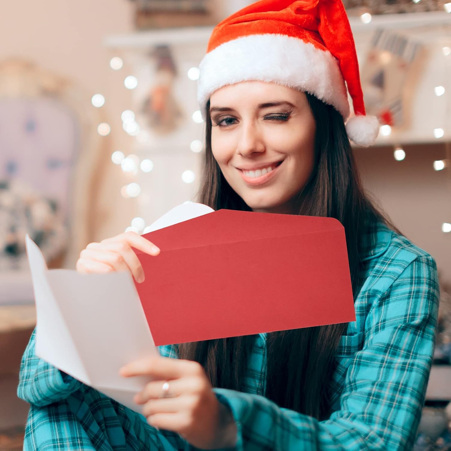 500 Pieces #10 Regular Bussiness Envelopes Bulk (9.45 x 3.94 Inches) Christmas Greeting Card Envelopes Perfect for Checks, Invoices, Letterhead, Letters, Currecy (Red and green)