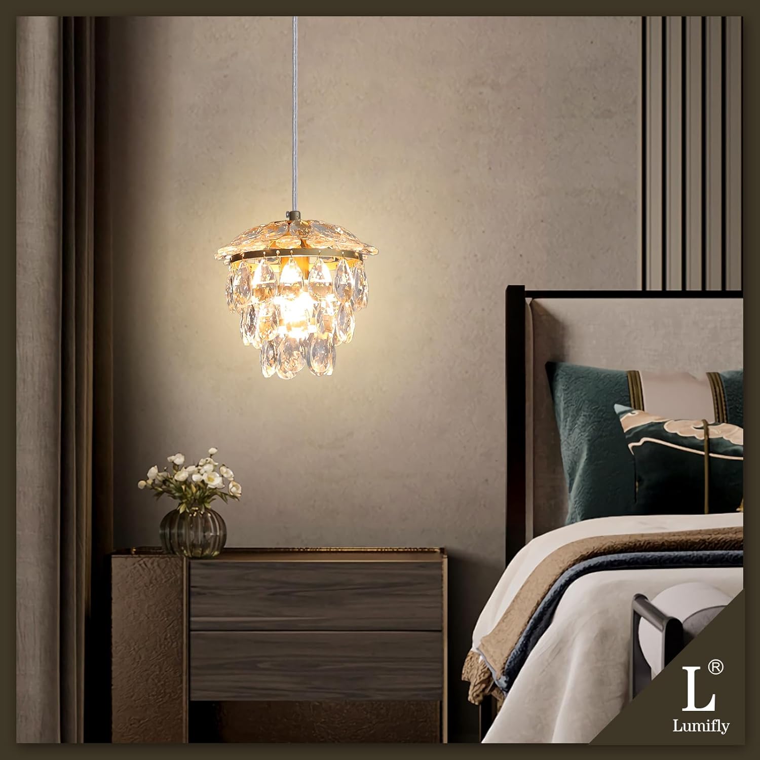 Crystal Pendant Light Gold Mini Pendant Light Fixture for Kitchen Island 1-Light Small Modern Chandelier Hanging Light for Dining Room Hallway Bedroom