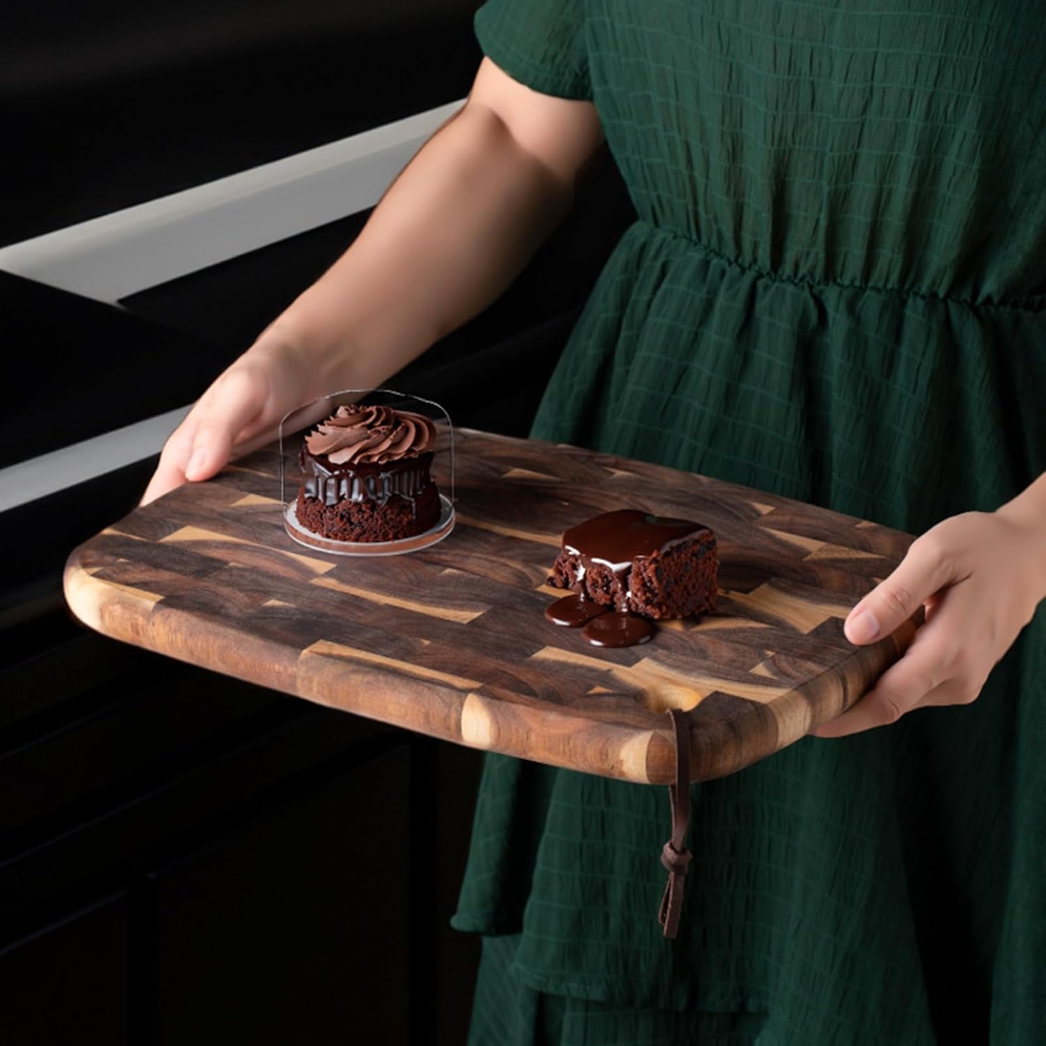 Acacia Wood Cutting Board With Handle Serving Board For Kitchen Meat Bread Cheese Pizza Vegetables Wedding(15.2 x 11.2 x 1in)