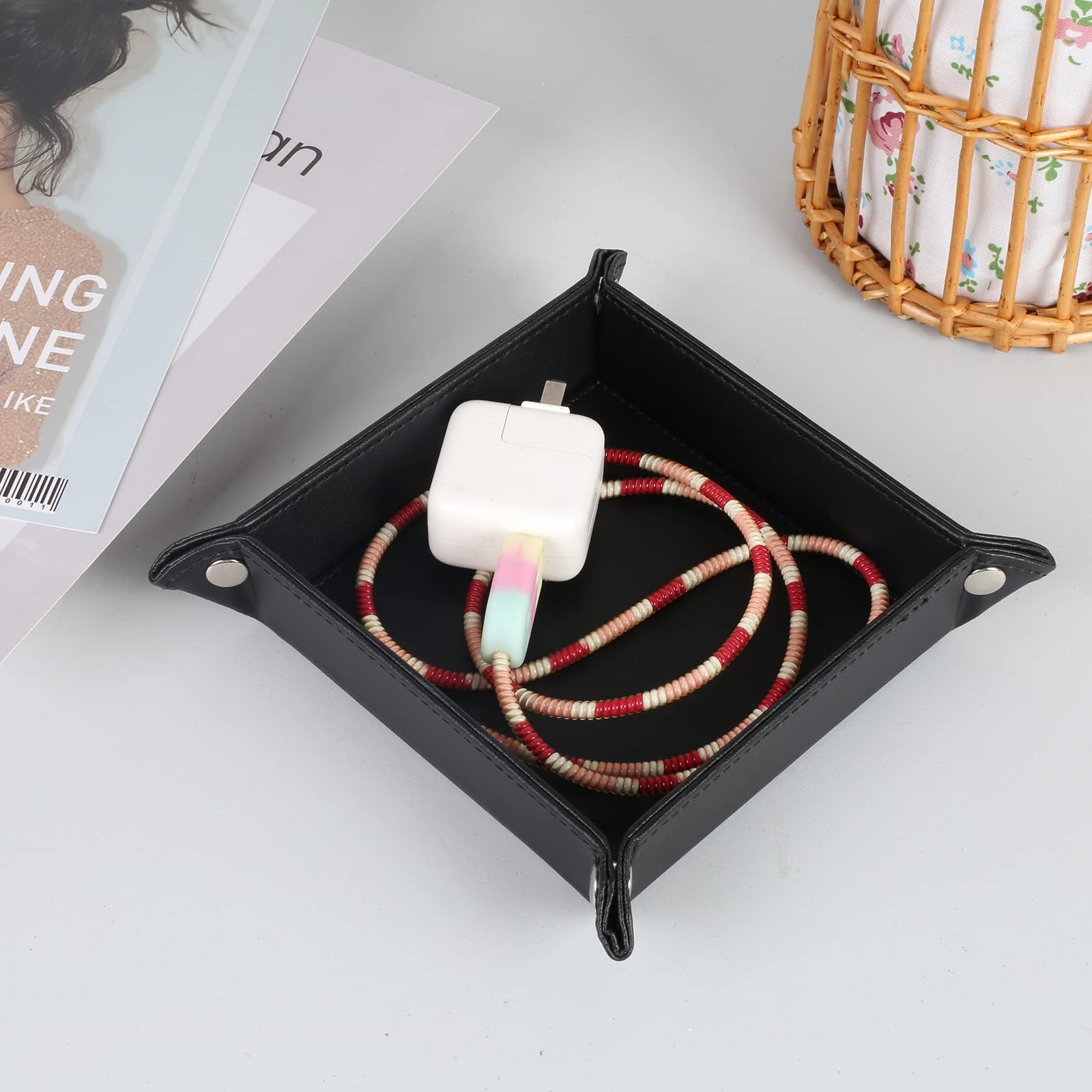 Vassoio Portaoggetti Pelle Svuotatasche Design Moderno Nero Svuotatasche Ingresso con Chiusura a Bottoni per Chiavi Monete Guarda Portafoglio Gioielli