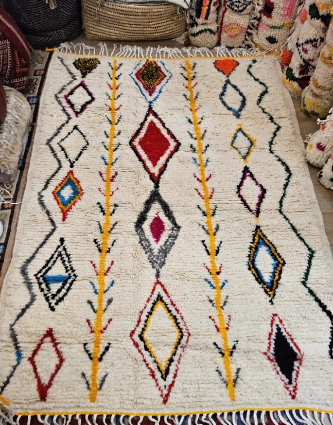 Générique Tifinagh Shop - Tapis Berbère Azilal Multicolore 213 x 158 cm - Authentique Tapis Marocain Fait Main en Laine - Motifs Traditionnels - Pièce Unique