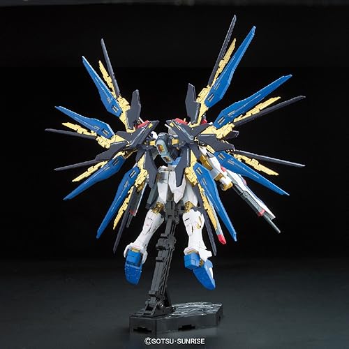 Miniatura 16 de Figura de acción Strike Freedom de modelo N.14 RG de Bandai Hobby (escala 1 144)