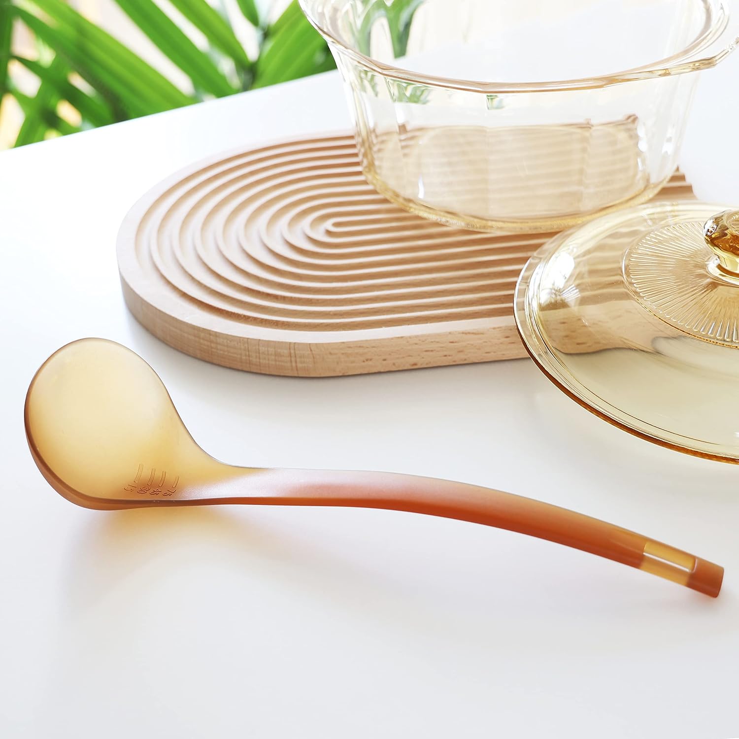 Pearl Metal G-5117 Frost Heat Resistant Measuring Ladle, Brown