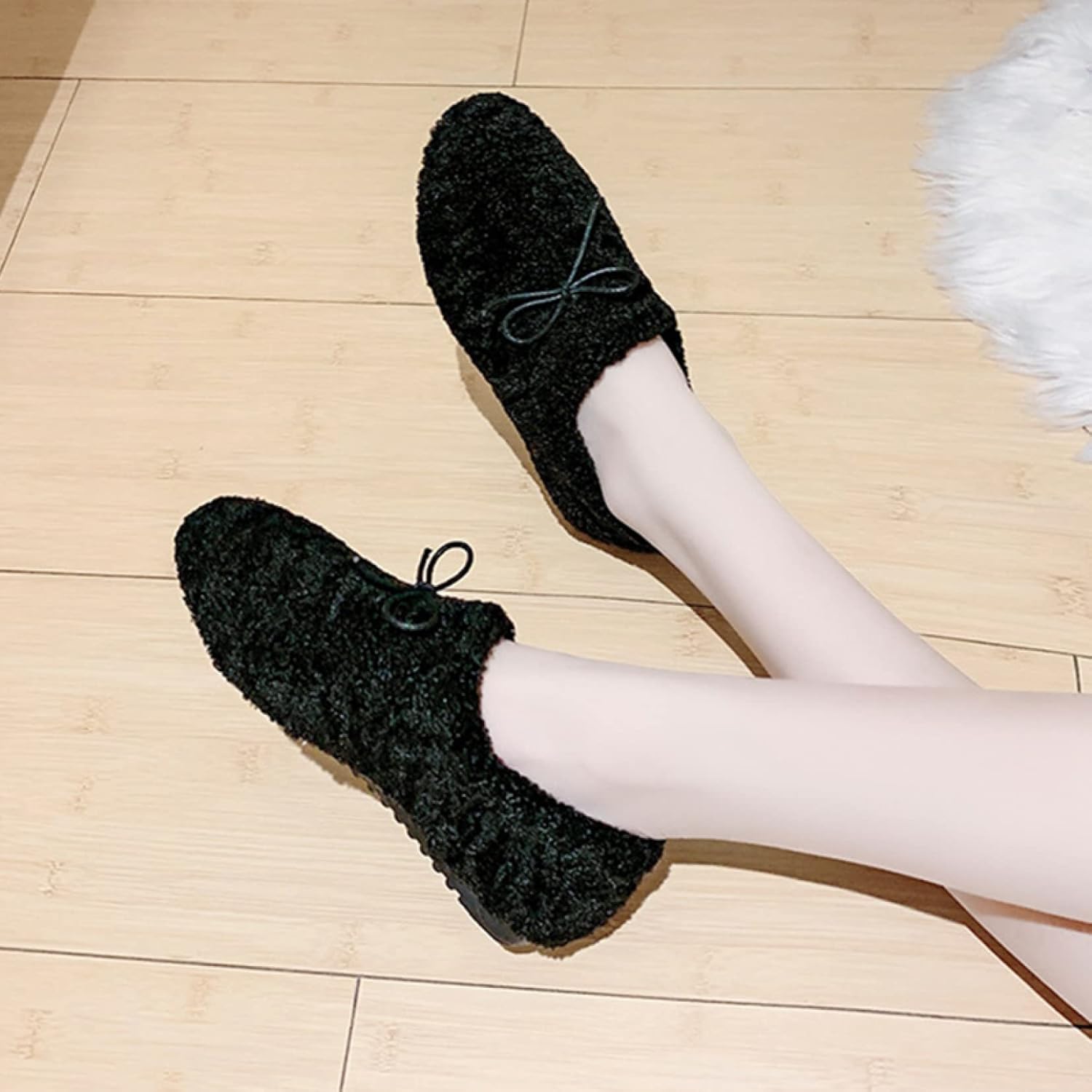 [PANLON] レディース シューズ モカシン ボア もこもこ 暖かい 痛くない 蝶結び ポンポン 防寒 歩きやすい かわいい フ