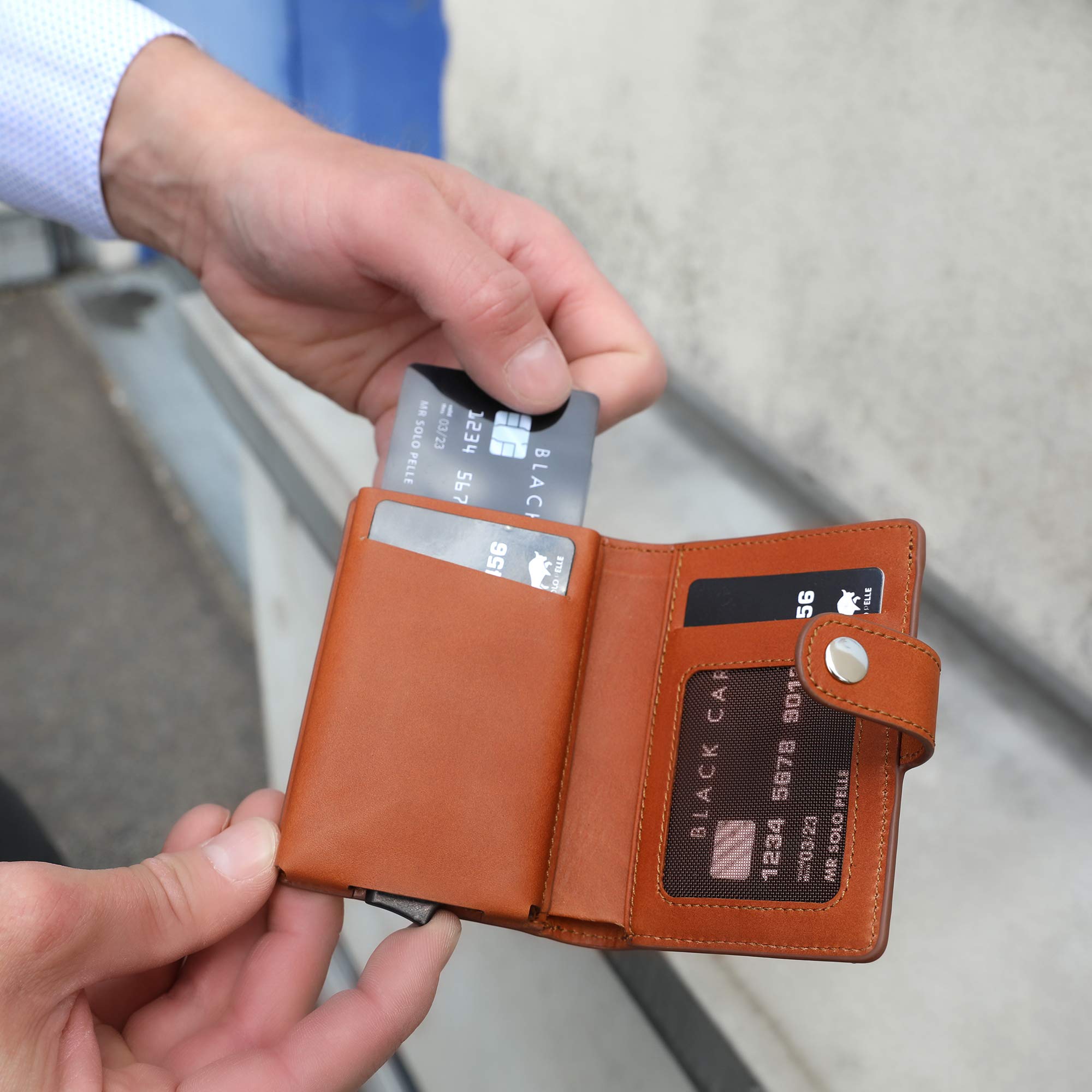 Solo Pelle Leder Geldbörse "Q-Wallet" mit integriertem Kartenetui für 15 Karten + Geldscheine geeignet | Kreditkartenetui mit RFID (Cognac Braun Burned)