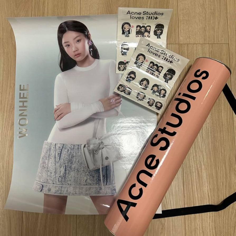 【非売品・メンバー手渡し】ILLIT Acne Studious ポスターセット Amazon.co.jp: 【非売品・メンバー手渡し】 ILLIT Acne Studious