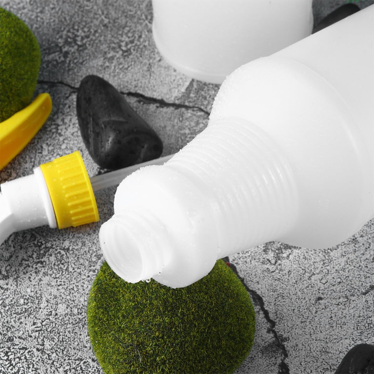 Juego de 8 Botellas de Spray Pequeñas de 750ml, Pulverizador Recargable de Pe Diseño a Prueba de Fugas, Fácil de Usar para Riego y Peluquería Color Reutilizable Color Aleatorio