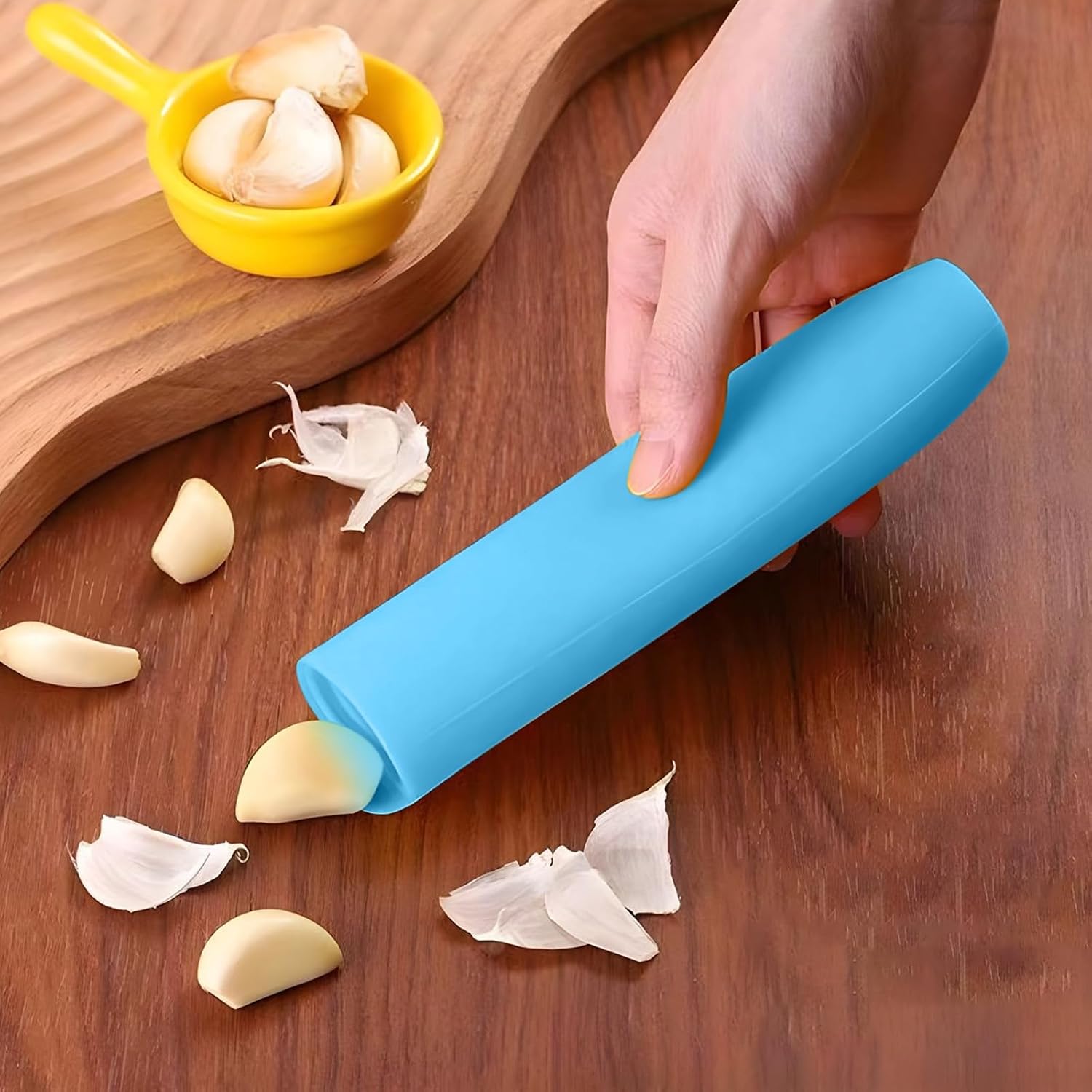 Silicone garlic peeler; peel garlic with silicone tube roller; silicone garlic peeling roller peeler; garlic roller peeling tube (blue)