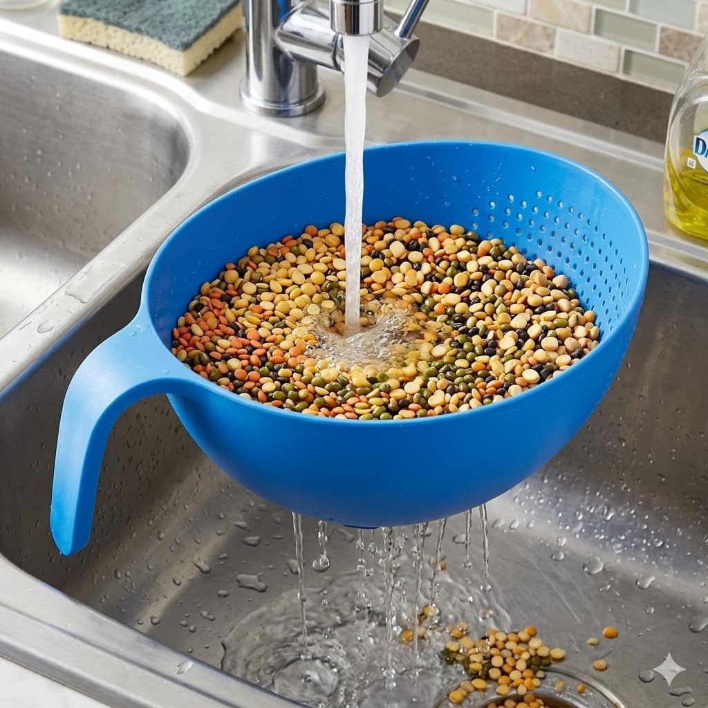 Food Strainer Colander with Handle, Fruit Basket, Pasta Strainer, Vegetable Strainer, Kitchen Sieve, Washing Bowl | Lightweight Durable Food Drainer with Side Holes | Quick Drain Design (Blue)