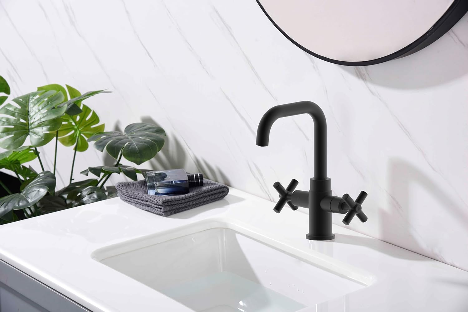Bathroom Sink Faucet, 4 Inch Single Hole or 3 Hole Centerset Vanity Faucet, 2-Handle Handle Single Hole Bahroom Sink Faucet, Pop Up Drain Matte Black Finish DF-1265CCH-MT