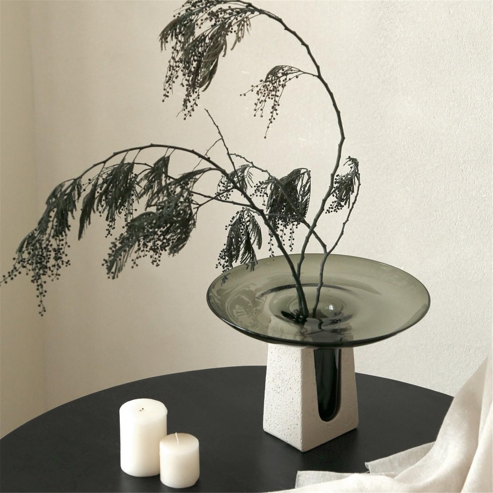 Vaso di fiori Vaso moderno decorativo unico in vetro con base strutturata for soggiorno, 29 * 29 * 20 cm