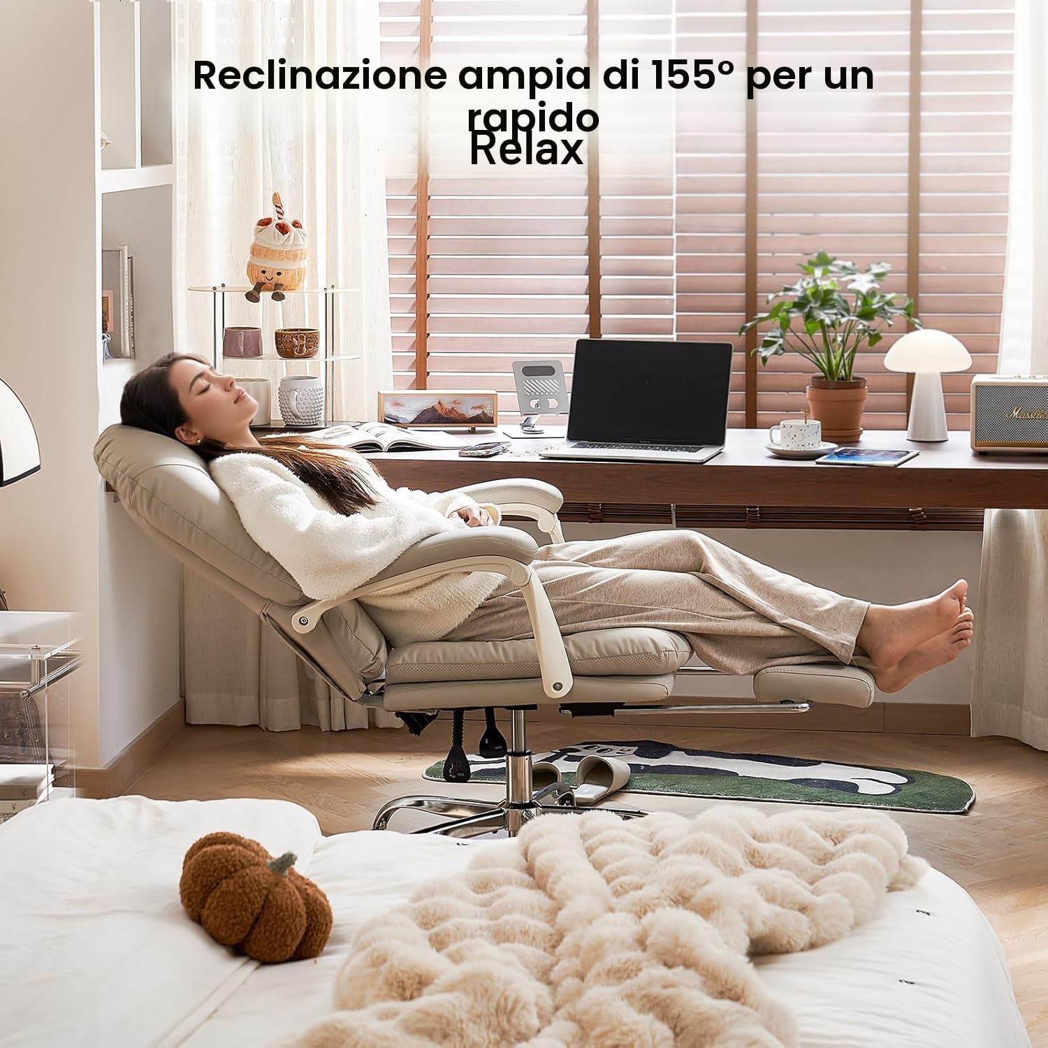 EMIAH Sedia da Ufficio Ergonomica con Poggiapiedi, Poltrona Reclinabile da Scrivania in Pelle PU, Sedie Moderne per Vanità con Ruote, Comoda Sedia da Computer con Schienale Medio per la Casa, Beige