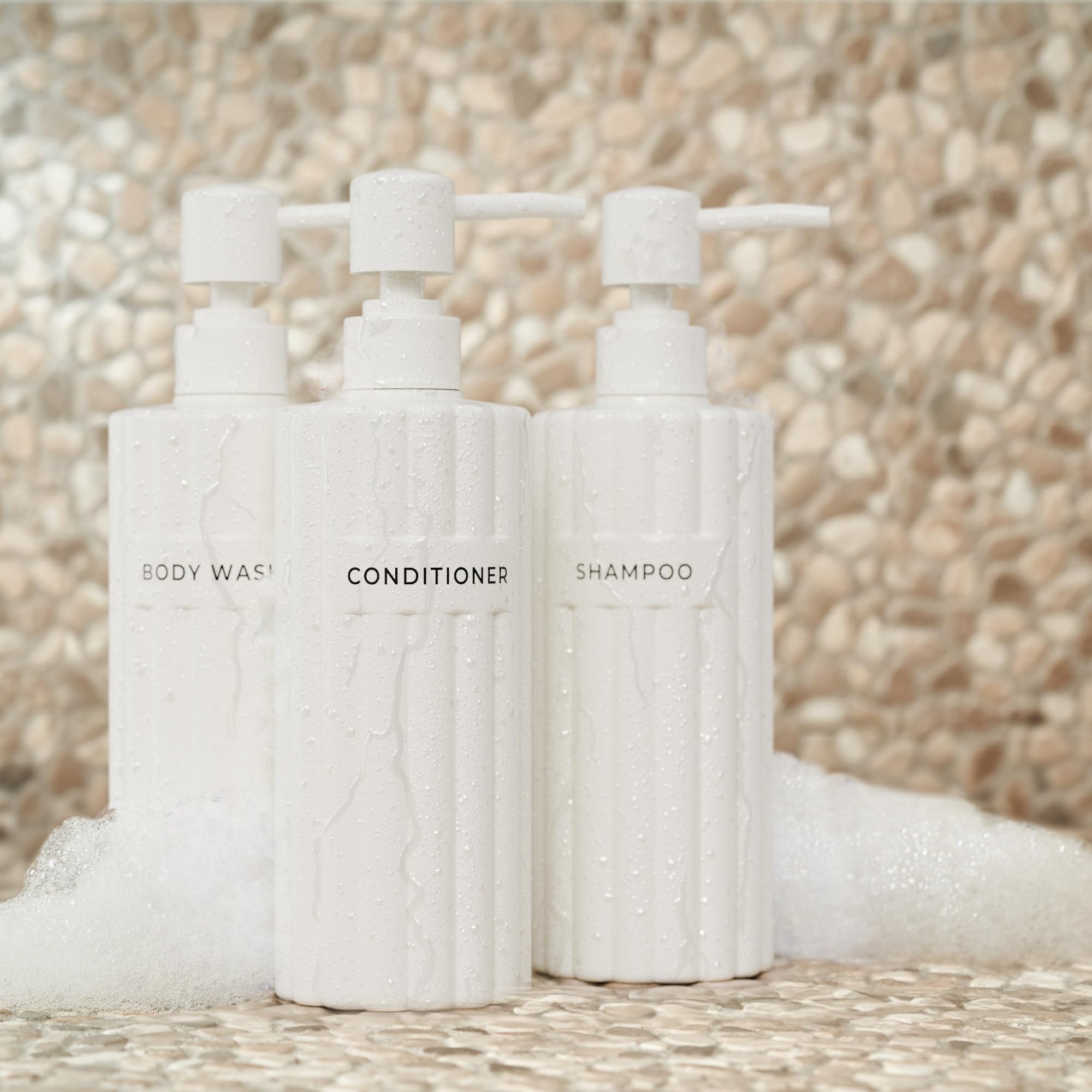 Elegante dispenser per shampoo e balsamo, set da 3 – Moderne bottiglie di sapone da doccia con pompa ed etichette, dispenser per bagnoschiuma facile da riempire per un aggiornamento istantaneo della
