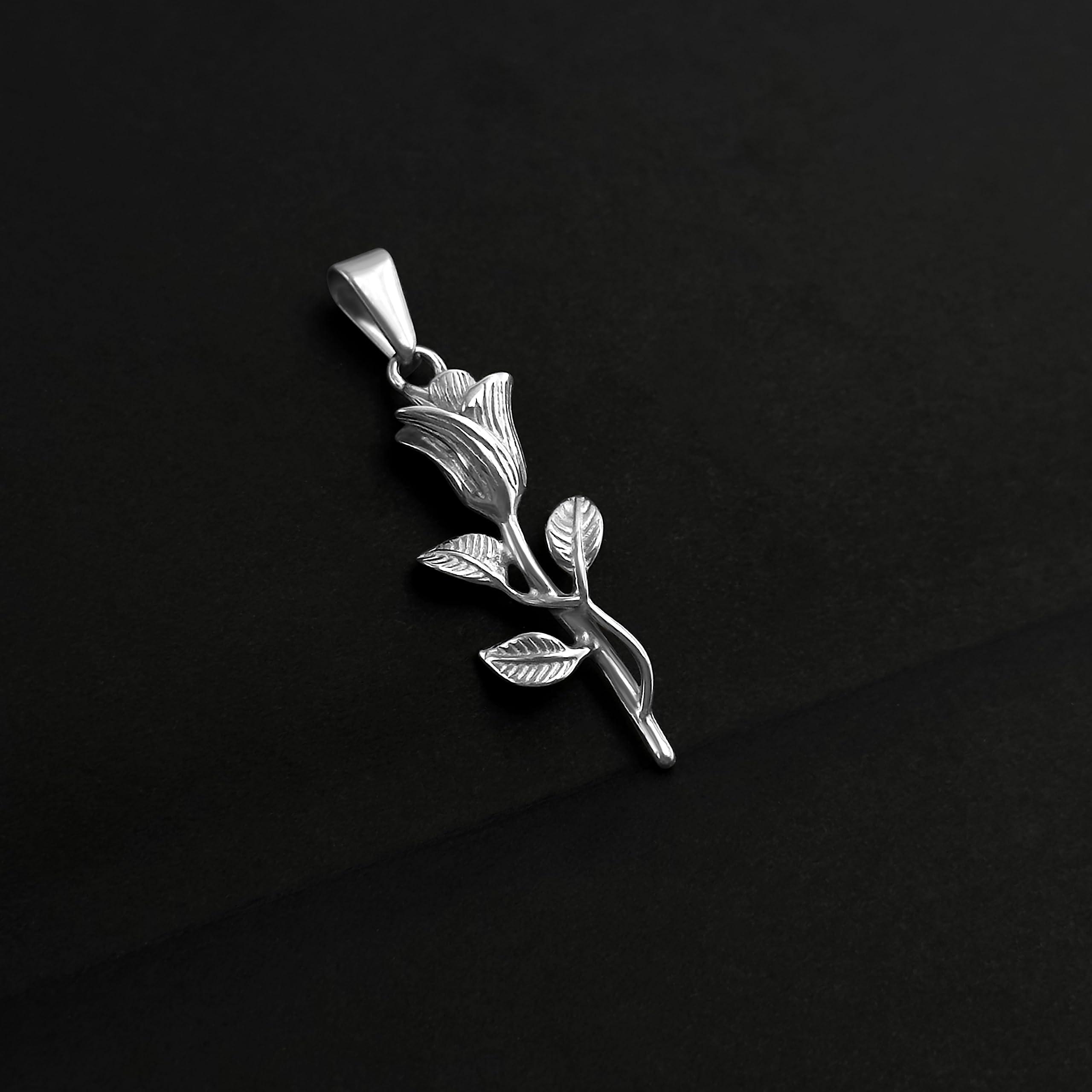 Rosen Anhänger Silber Herren Streetwear Schmuck wasserfestes Design Geschenk Männer