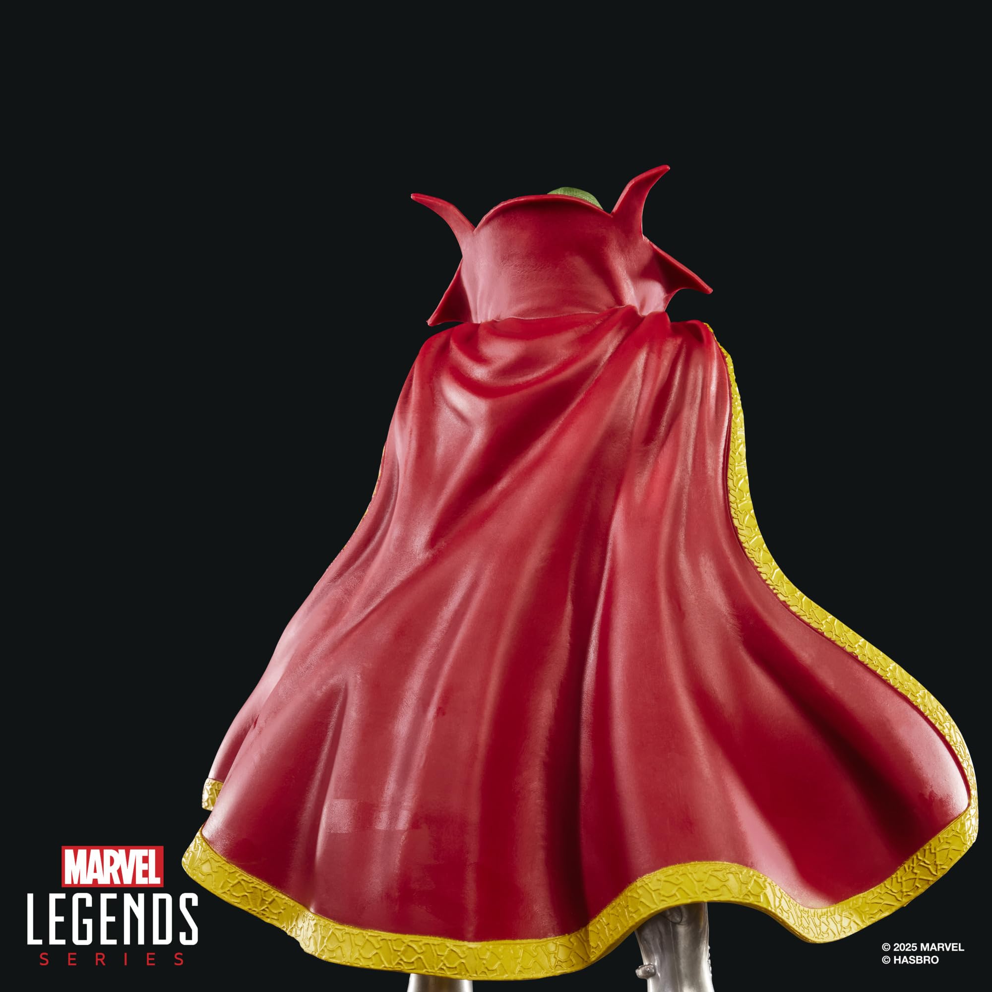 Hasbro Marvel Legends Series - Imperatore Destino, action figure ispirata ai fumetti dei Fantastici Quattro