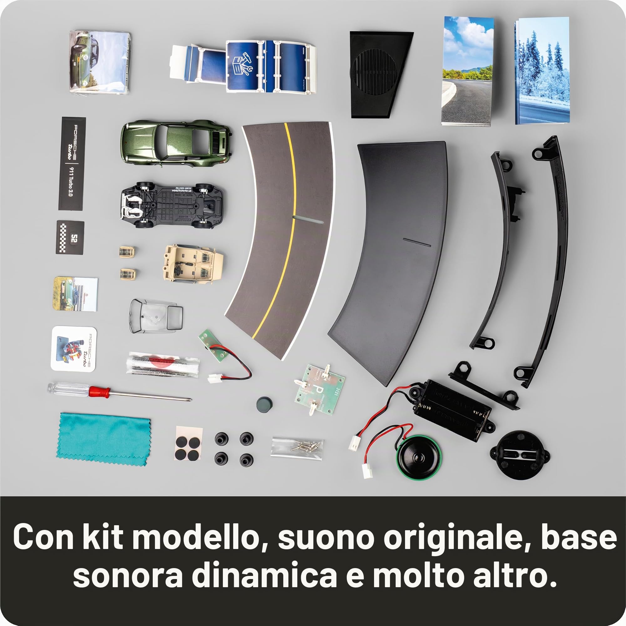 FRANZIS 67233 - Calendario dell'Avvento Porsche 911 Turbo, modello in scala 1:43, con modulo audio e libro di accompagnamento a 52 pagine