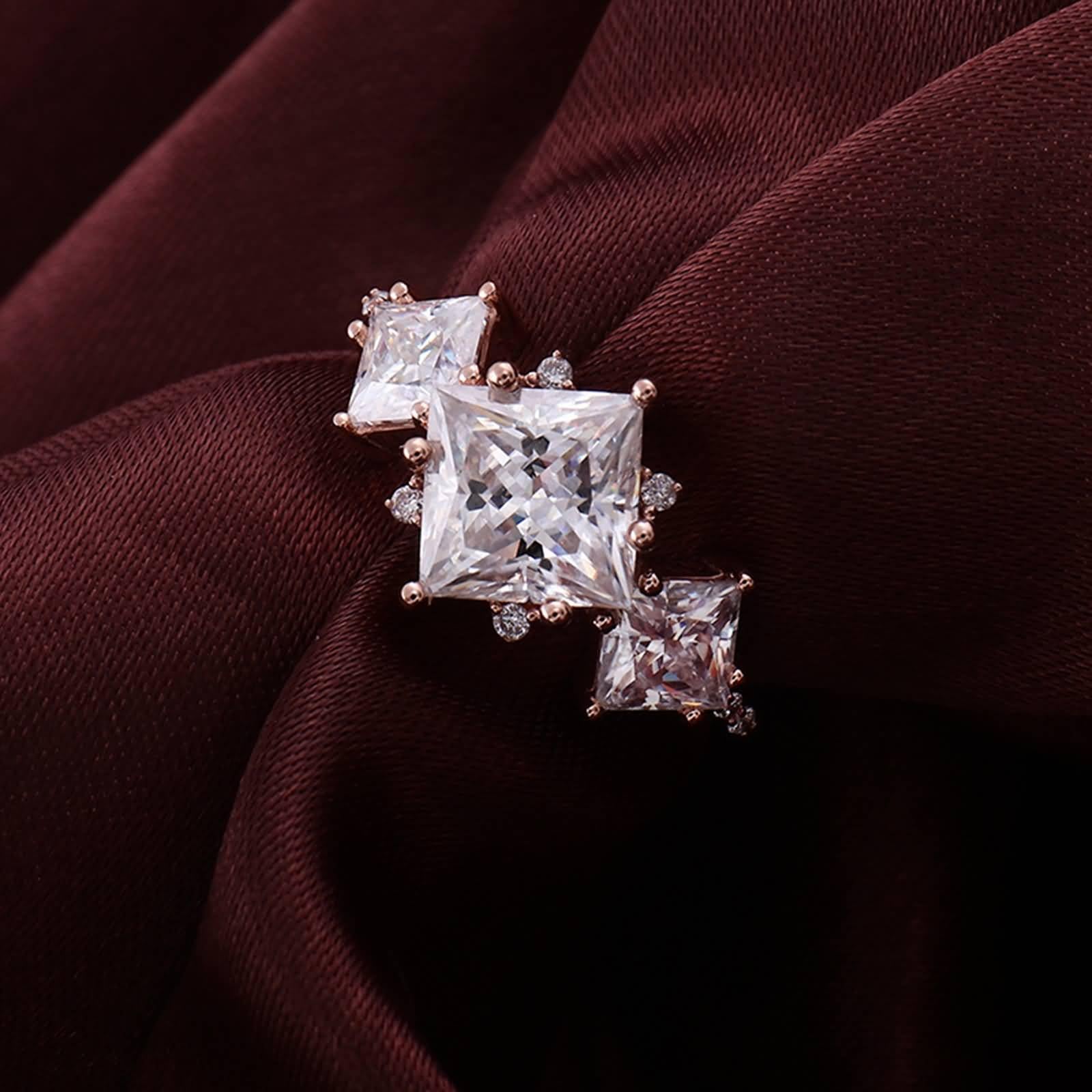 Elegante anillo de compromiso cuadrado de moissanita de oro rosa de 9 quilates, 14 quilates y 18 quilates para mujer