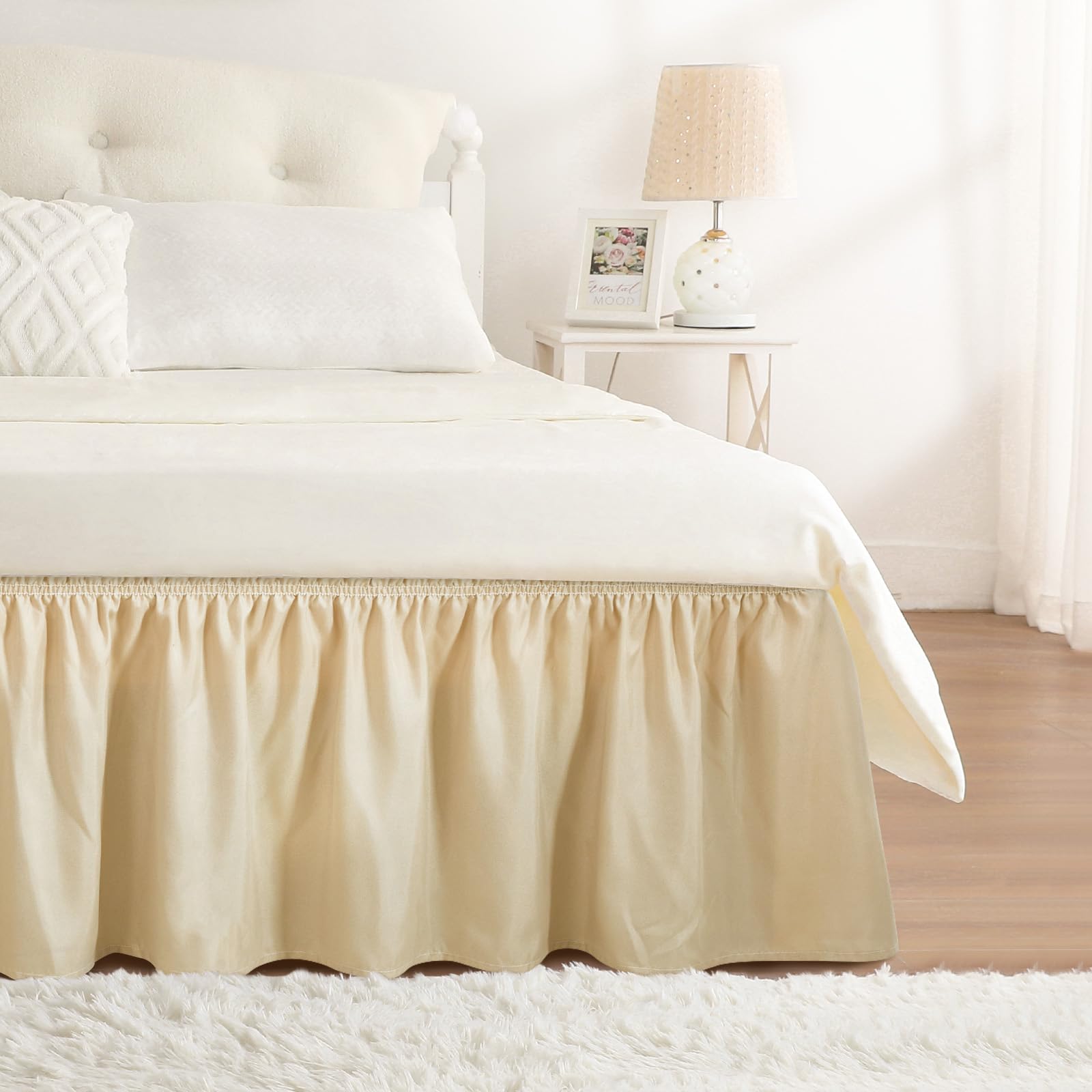 Faldón de cama Queen RIMELA lavable para un dormitorio limpio y acogedor