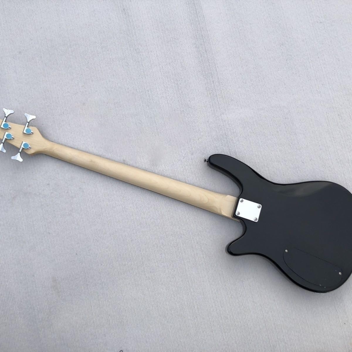 Bajo eléctrico de 4 cuerdas, 24 trastes, pastillas de tamaño completo, cuerpo de tilo macizo Blue Tiger Flame Burst for principiantes.