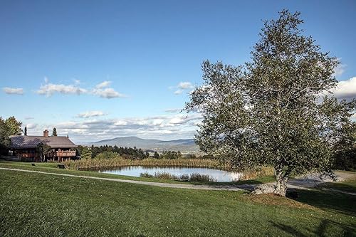 Historic Pictoric Photo- Vista al lago y la montaña en medio de casas de huéspedes debajo de la casa de familia Trapp en Stowe, Vermont 2 Fine Art Historic Pictoric Photo- Vista al lago y la montaña en medio de casas de huéspedes debajo de la casa de familia Trapp en Stowe, Vermont 2 Fine Art
