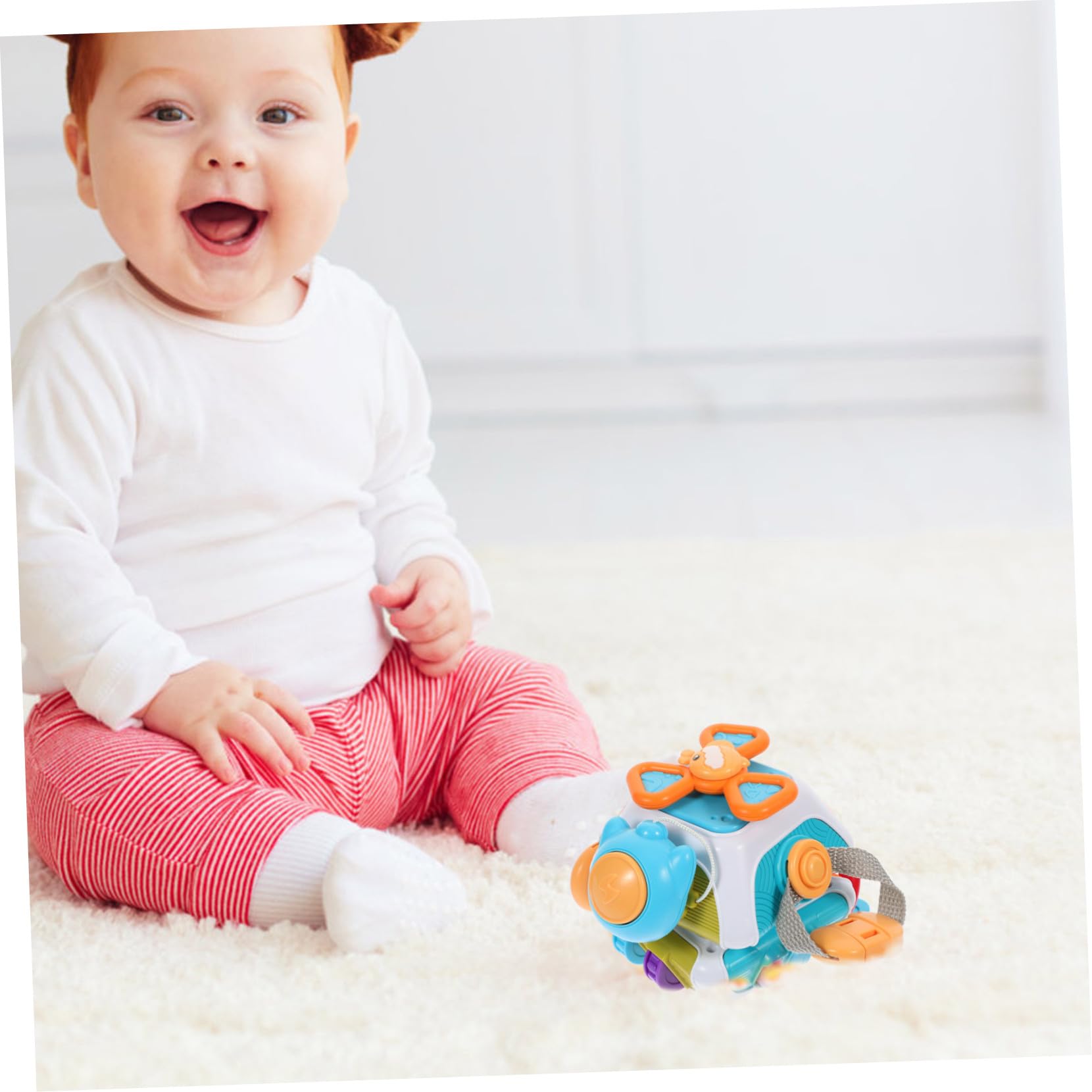 Busy Cube Giocattolo Sensoriale Montessori in Plastica per Ragazzo Ragazza | Leggero, senza Angoli Rigidi, per Viaggi e Uso Scolastico, Stimola la Manualità Fine