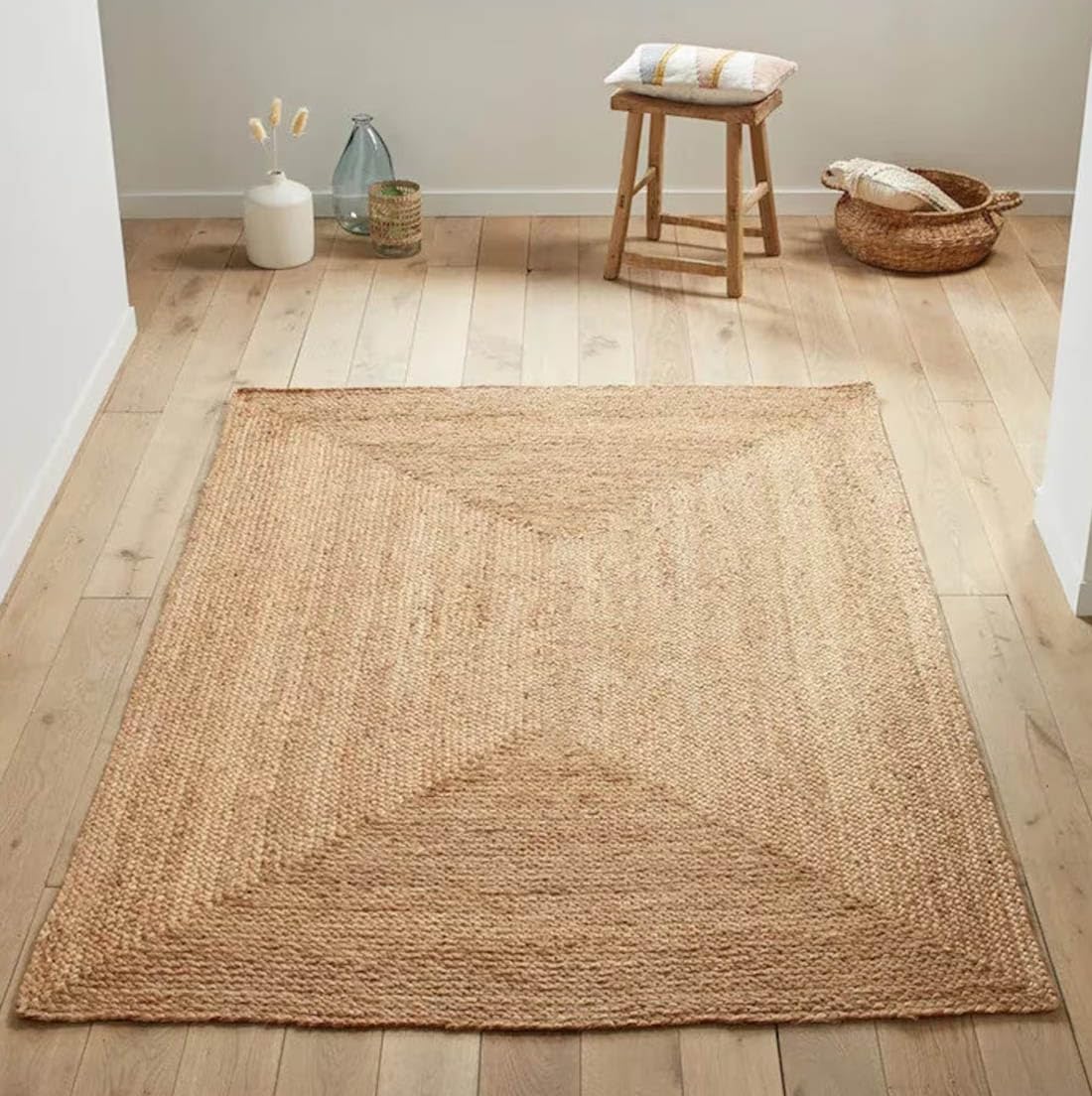 MDS Hand Woven Jute Area Rug 4x6 feet - Natural Burlap Braided Reversible Rectangular Rugs for Home Decor, Living Room, Kitchen, Entryway Rug, Rustic, Natural Look Rug -Farmhouse (4'x6')