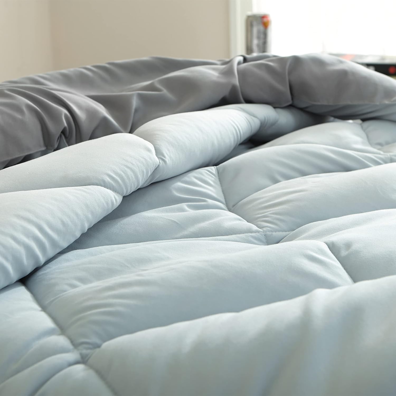 Byourbed Glacier Gray/Alloy Reversible - Oversized Queen Comforter