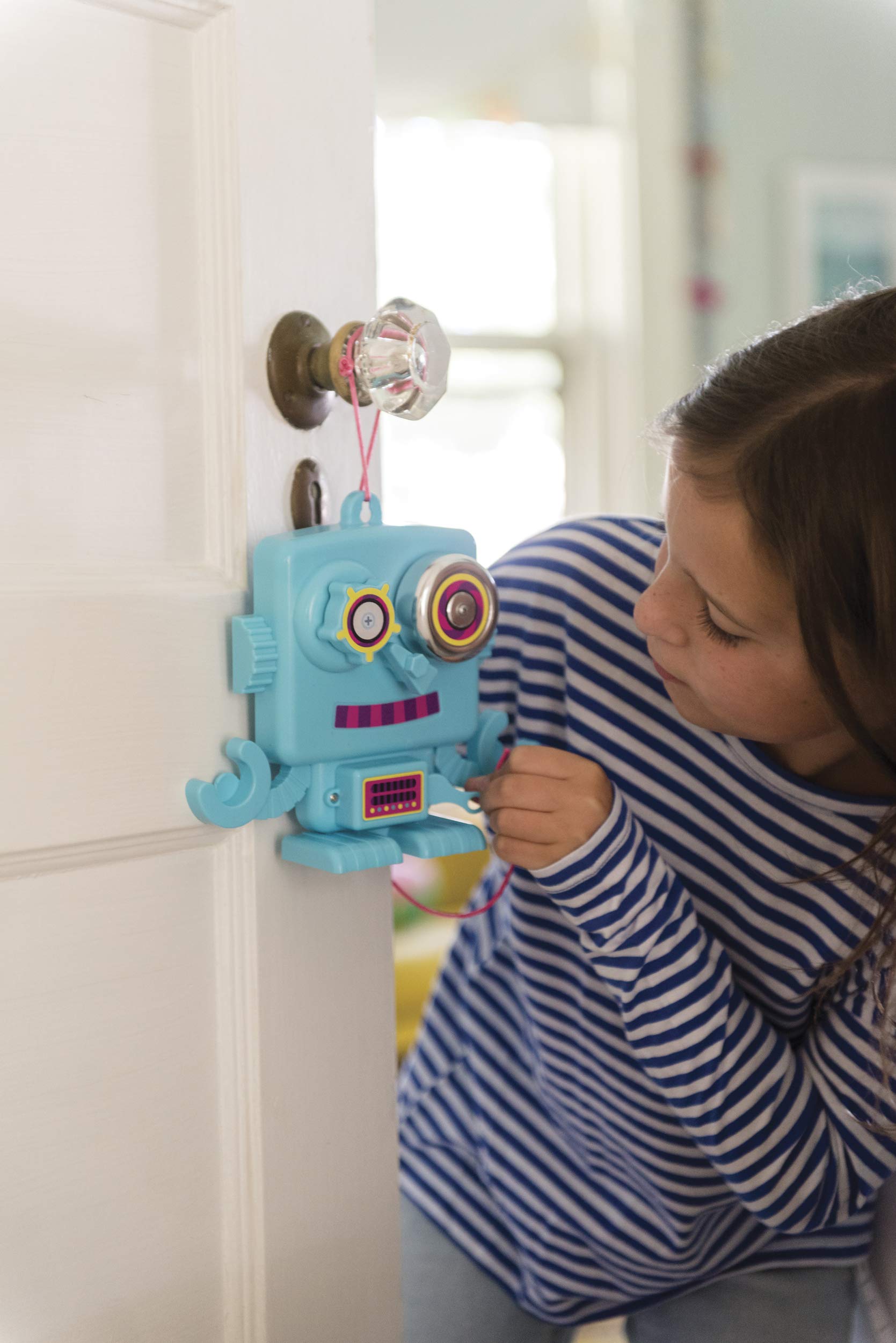 Amazon.com: 4M Toysmith, STEAM Powered Girls Intruder Alarm Robot