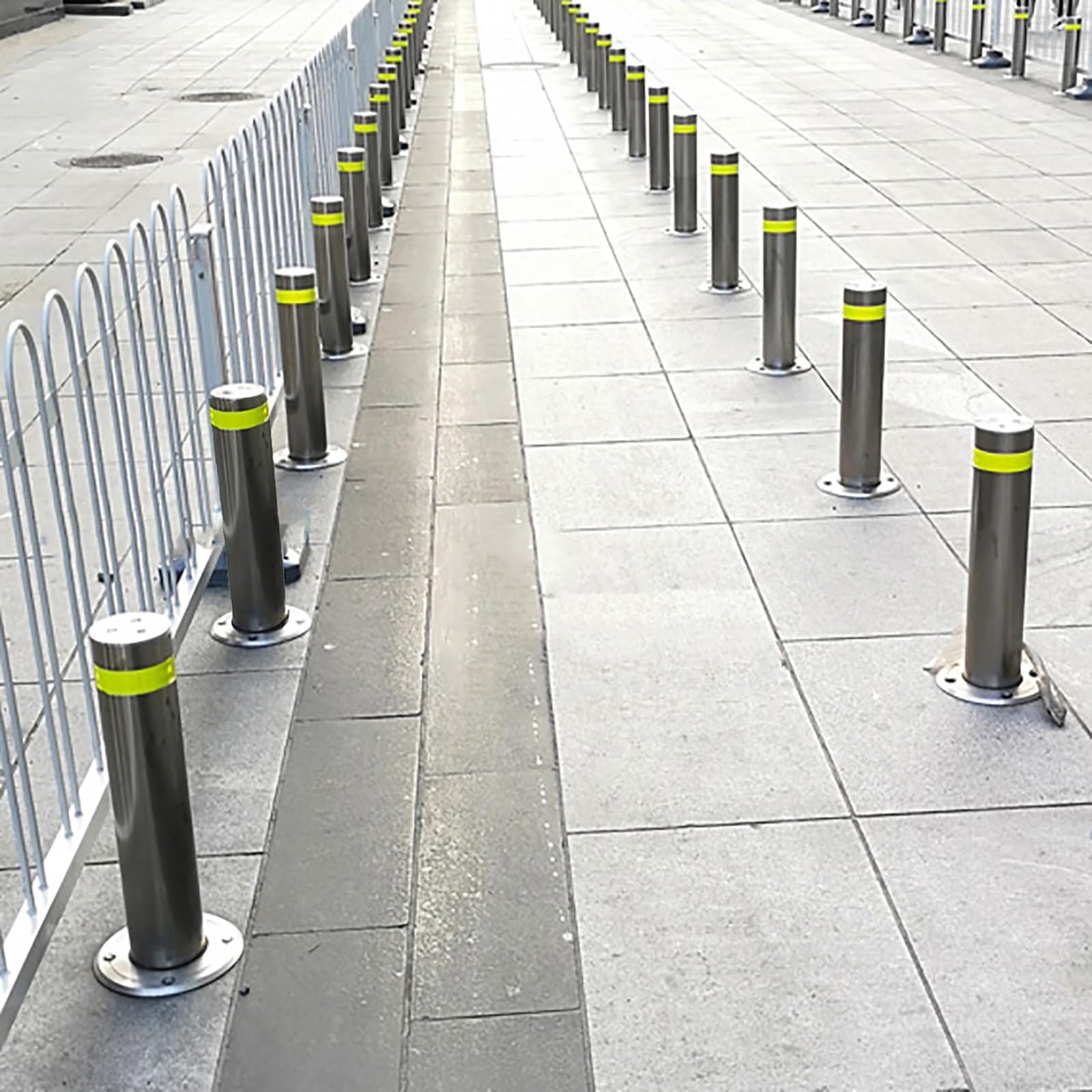 Sicherheits-Absperrpoller Aus Edelstahl Mit Reflexstreifen, Robuste Parkplatzsperre, Anfahrschutz Mit Abnehmbarem Sockel, Für Parkplätze Und Gehwege(Silver-2pc)