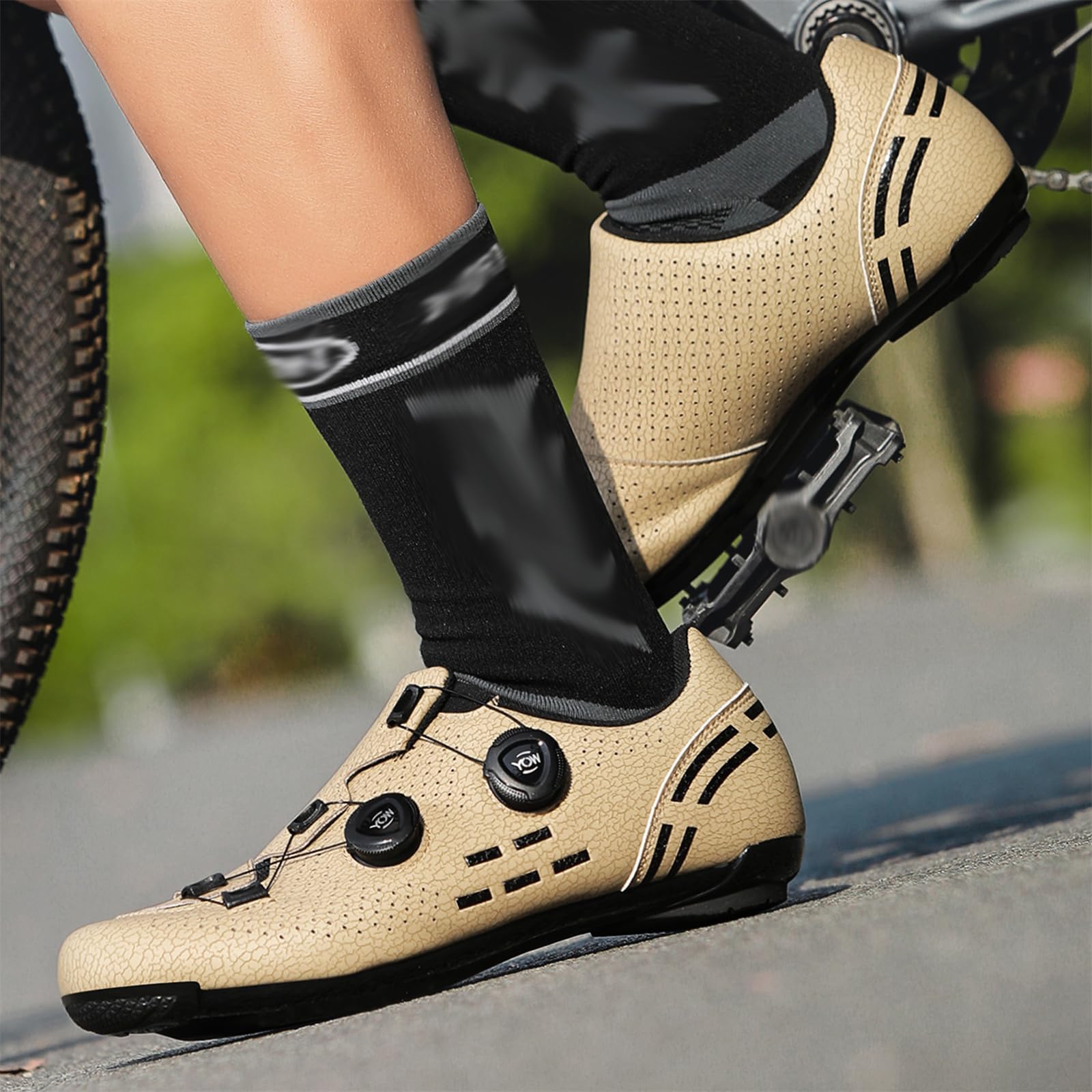 JiuQing Buty rowerowe unisex kompatybilne z butami Peloton Road Indoor Bike z regulowanym zapięciem i blokami Delta