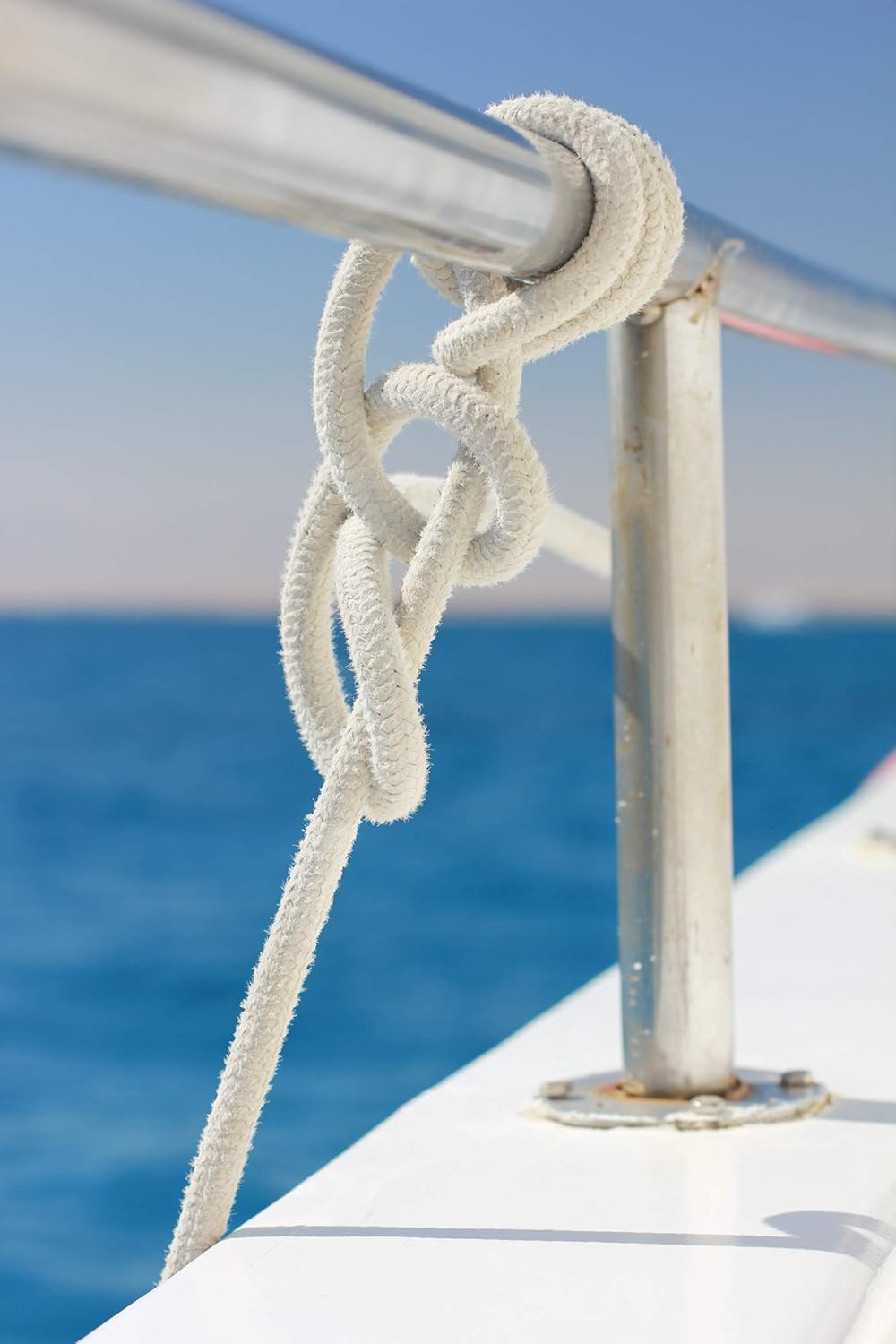 KingCord 300651 300 ft (91.4 m) x 3/8 in (10 mm) Double Diamond Braid Nylon Rope, 570 lbs Load Capacity, Blue and White