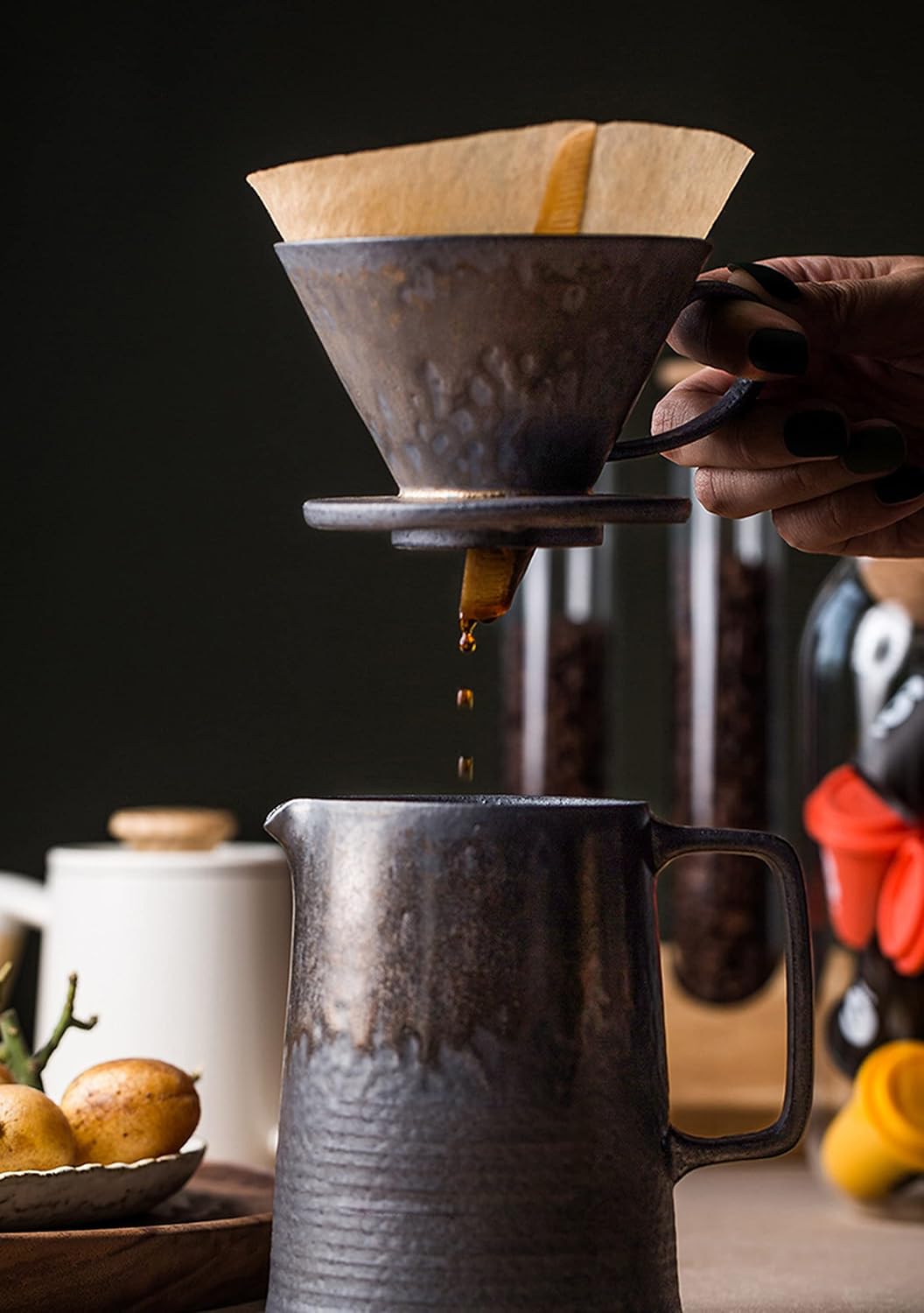 Pour Over Coffee Maker Set, Ceramic Coffee Dripper & Decanter, V-Shape Coffee Dripper with Annular Vein Texture, Ceramic Glazed 15oz (Blcak)