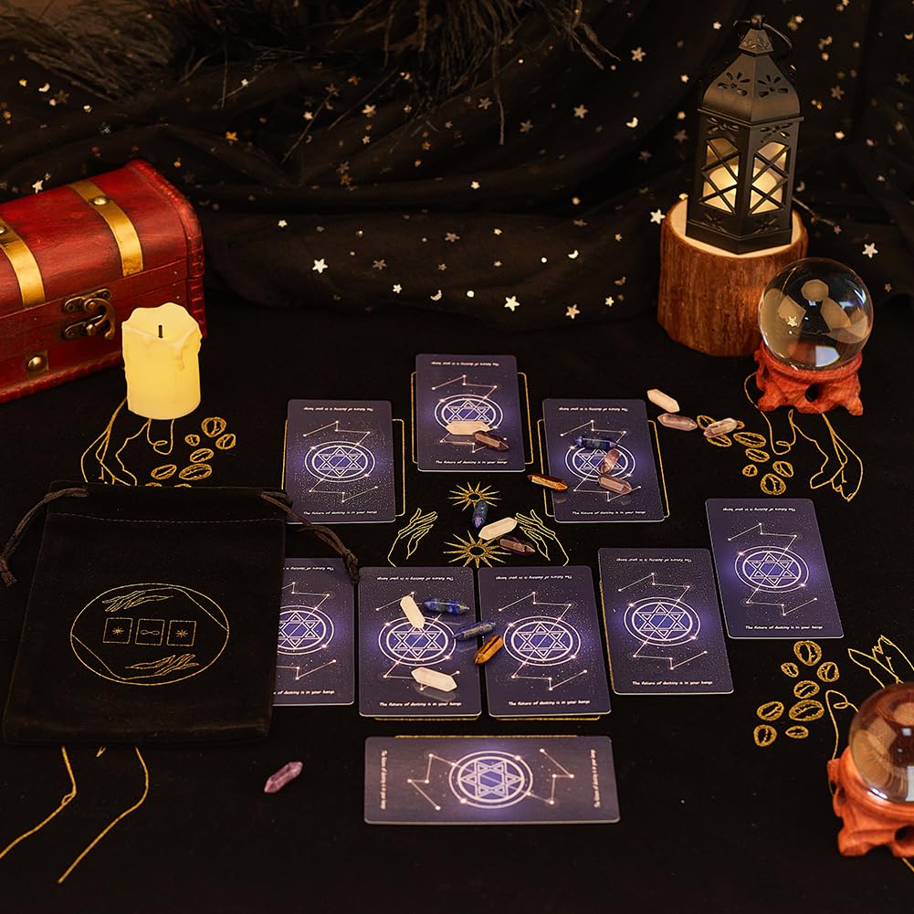 Mantel De Altar Vikingo Y Runas Con Bolsa Para Tarot | 49.5x49.5 Cm | Algodón Y Lino | Astrología Y Adivinación