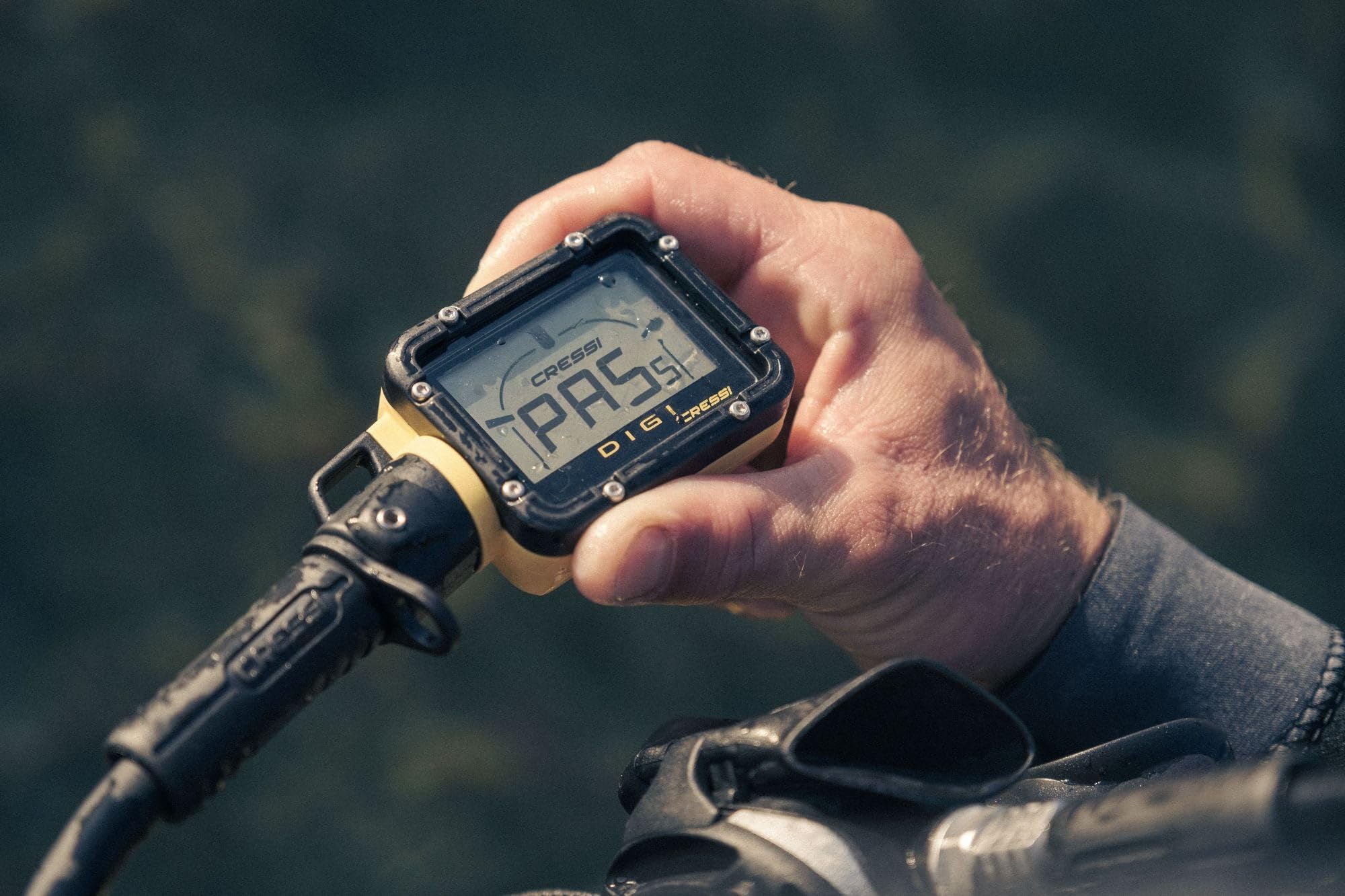 Manometro Digitale Cressi Digi Per Immersioni - Attivazione Automatica, Display Alto Contrasto, Giallo - Foto 7