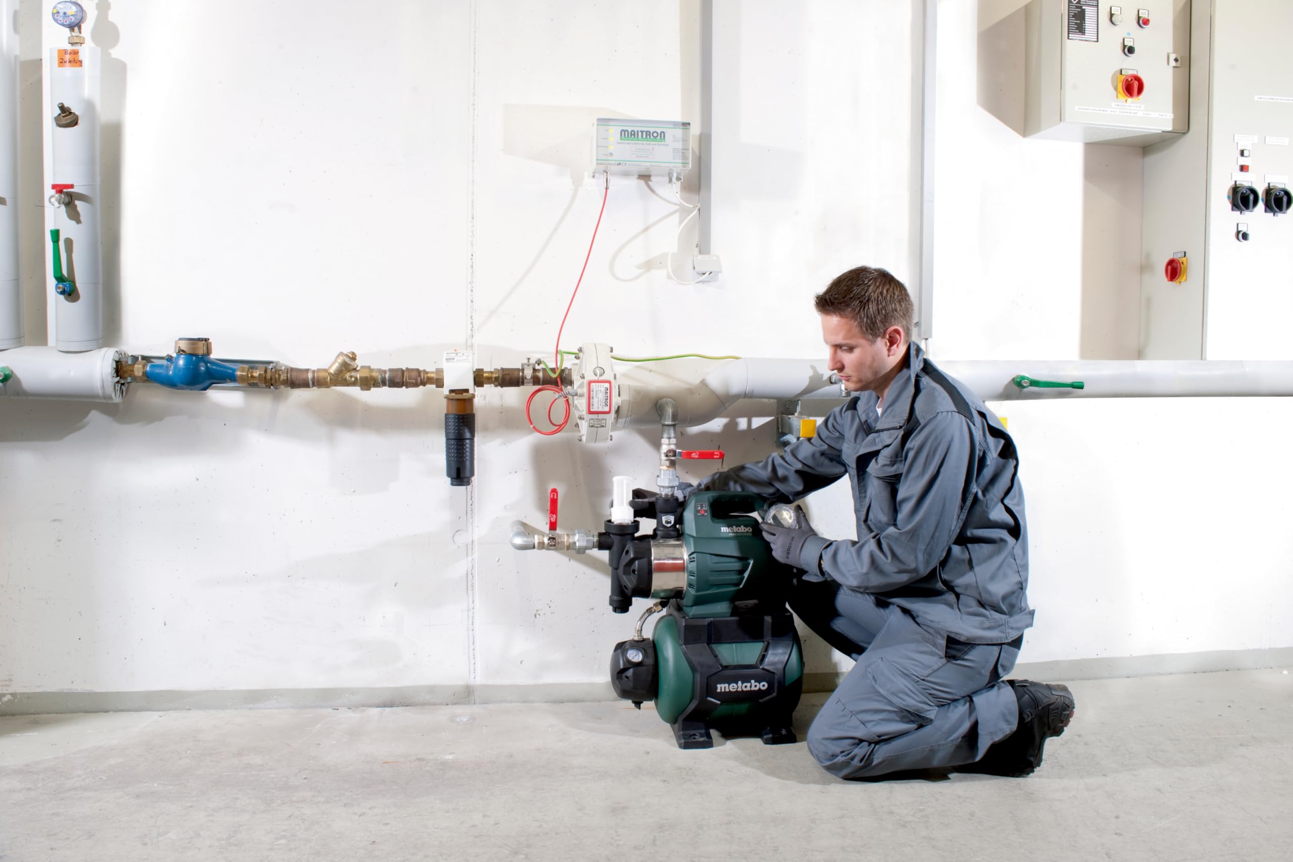 Metabo hydrofor HWWI 4500/25 Inox (600974000) – W kartonie – Moc znamionowa: 1300 W – Maks. wydajność: 4500 l/h – Maks. wysokość podnoszenia: 48 m