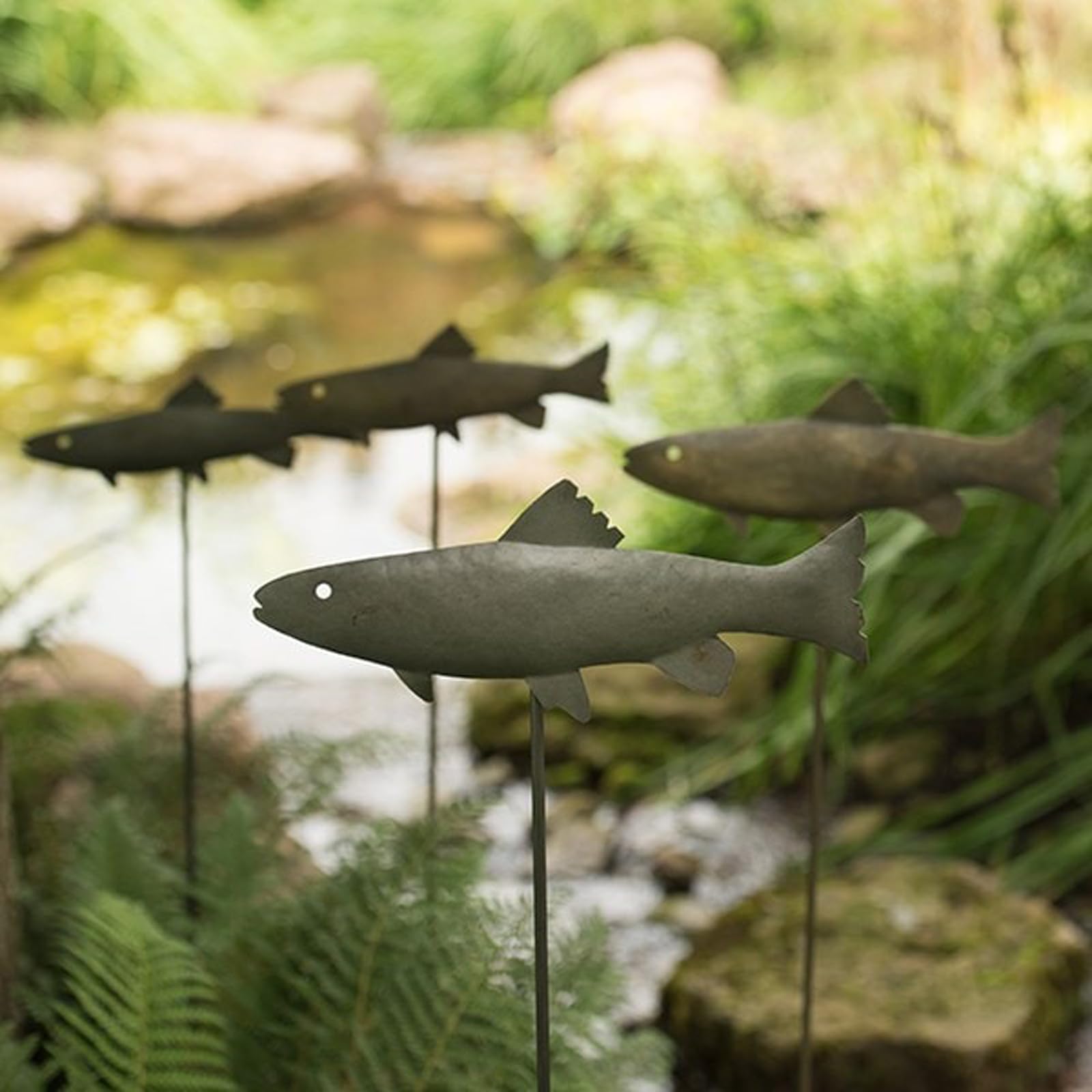 Crocus Collection 100cm Single Plant Bulb Markers Trout Fish Brass Metal Garden Decorative Stake Planting Accessories
