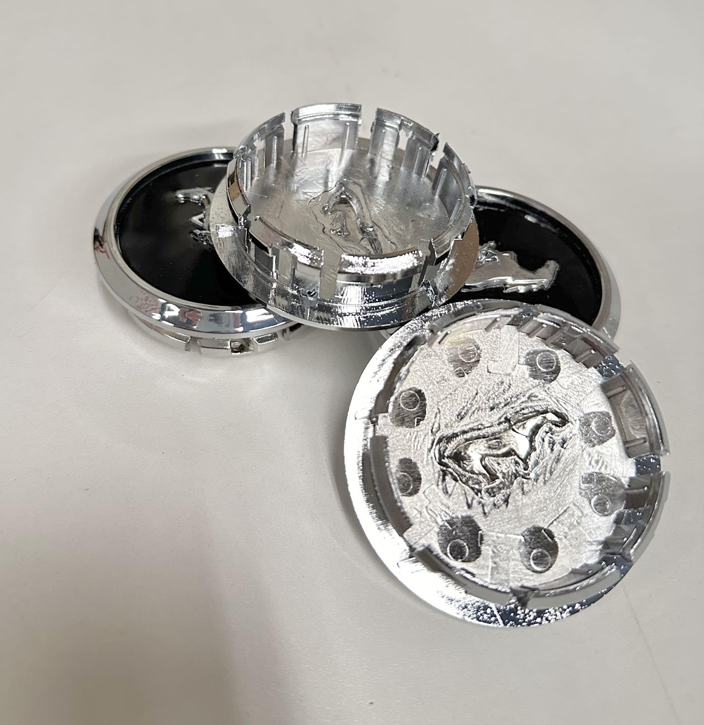 LEVREVEBL 67mm Chrome Wheel Hub Center Cap
