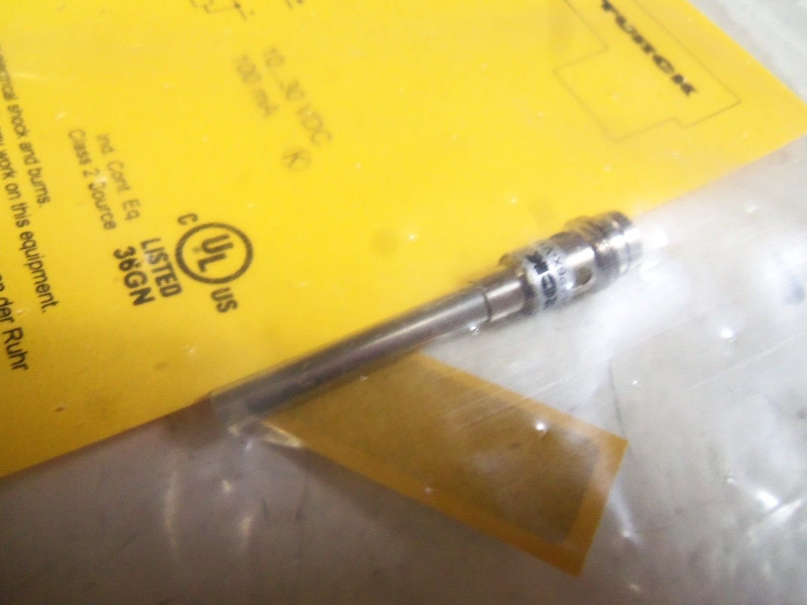 Turck BI1.5 EH6.5 AP6X 0.6M RS 4T Proximity Switch Cable New In Box | UK