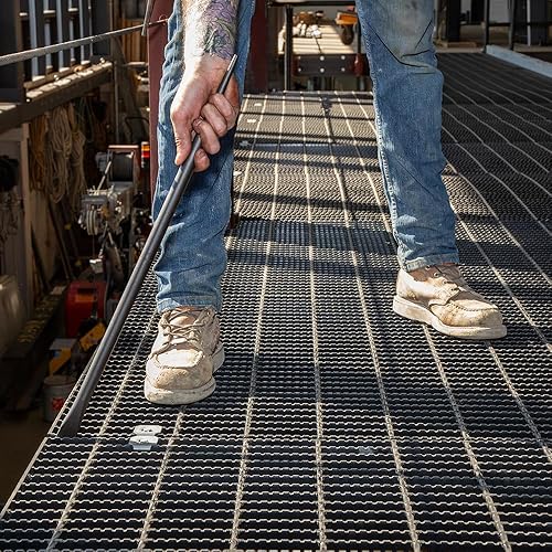 Miniatura 9 de Klein Tools 3247 Barra de conexión redonda de 34 pulgadas x 24 pulgadas, fabricada en Estados Unidos, barra de manga para alinear, hacer palanca y