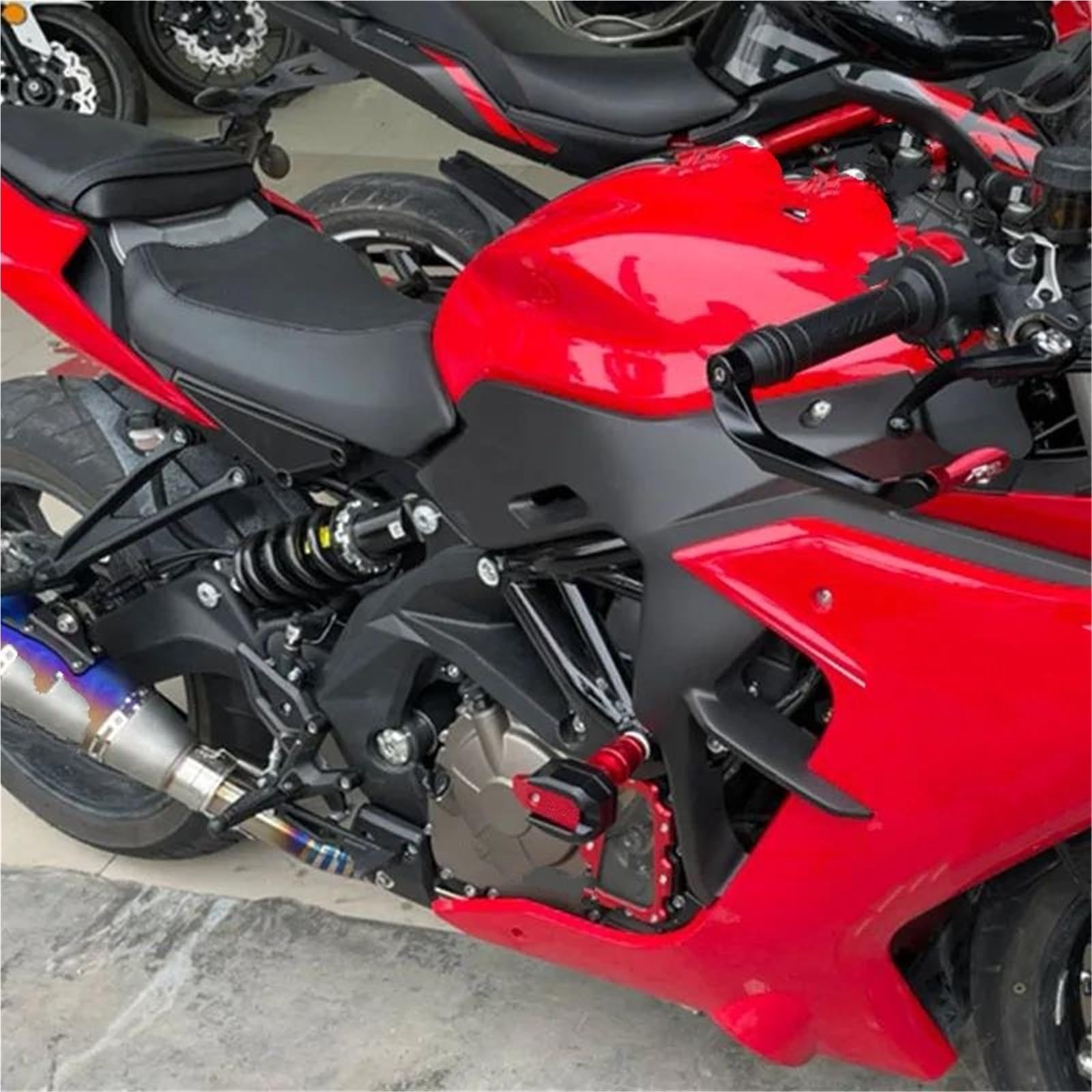 Sturzpad-Schutz Motorradzubehör: Sturzschutz, Ballschutzbügel, Für Kawasaki Für Ninja 650 Für Z650 (2017–2024) Crashschutz(ROT)