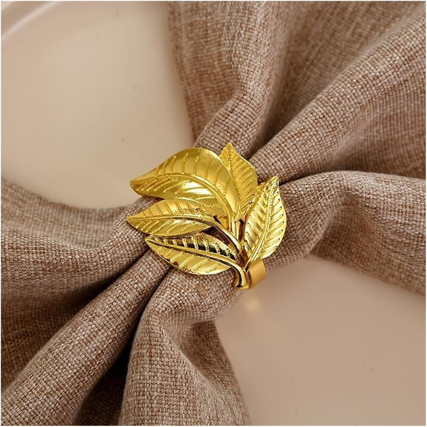 Metal Napkin Buckle,Napkin Rings, 12 Pieces of Golden Leaf Wedding Table Meal Cloth Buckles Hotel Decoration Paper Towel Rings