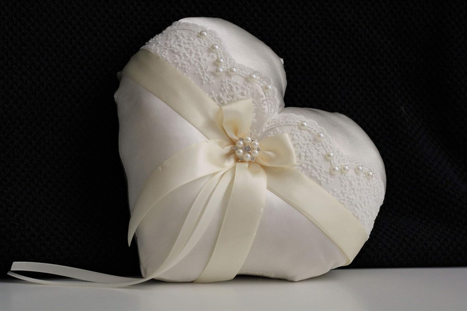 Ivory Ring Bearer Pillow and Flower Girl Basket Set, Heart Ring Pillow, Lace Wedding Basket, Pearl Handle Basket, Ivory Ring Holder, Ivory Flower Baskets, Ivory Wedding Pillow