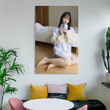 Amazon.co.jp: 上村ひなの(日向坂46)最新グラビア水着画像写真