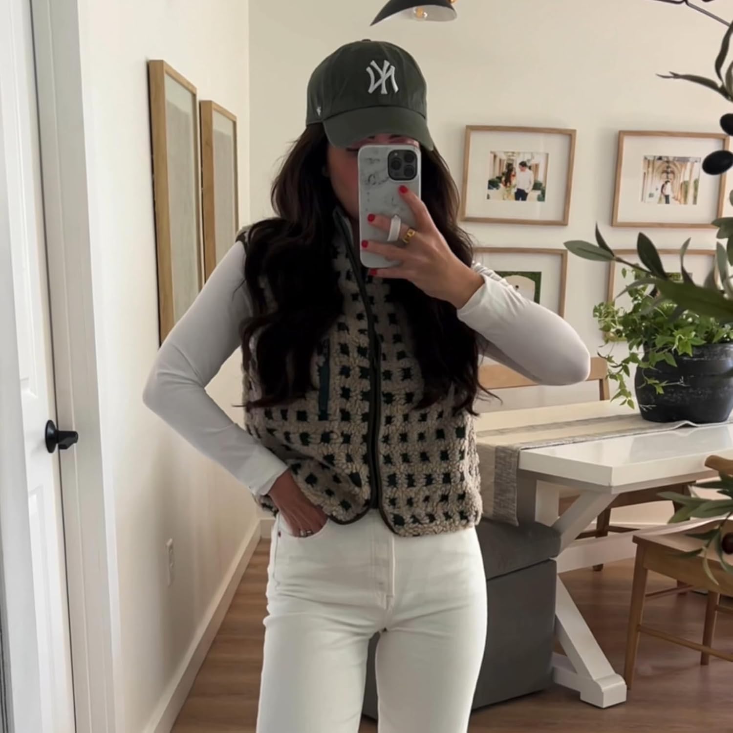 Fleece Vest Women Sleeveless High Neck Fuzzy Sherpa Vest Full Zip Oversized Outwear Gilet Trendy Jacket with Pockets - Image 4