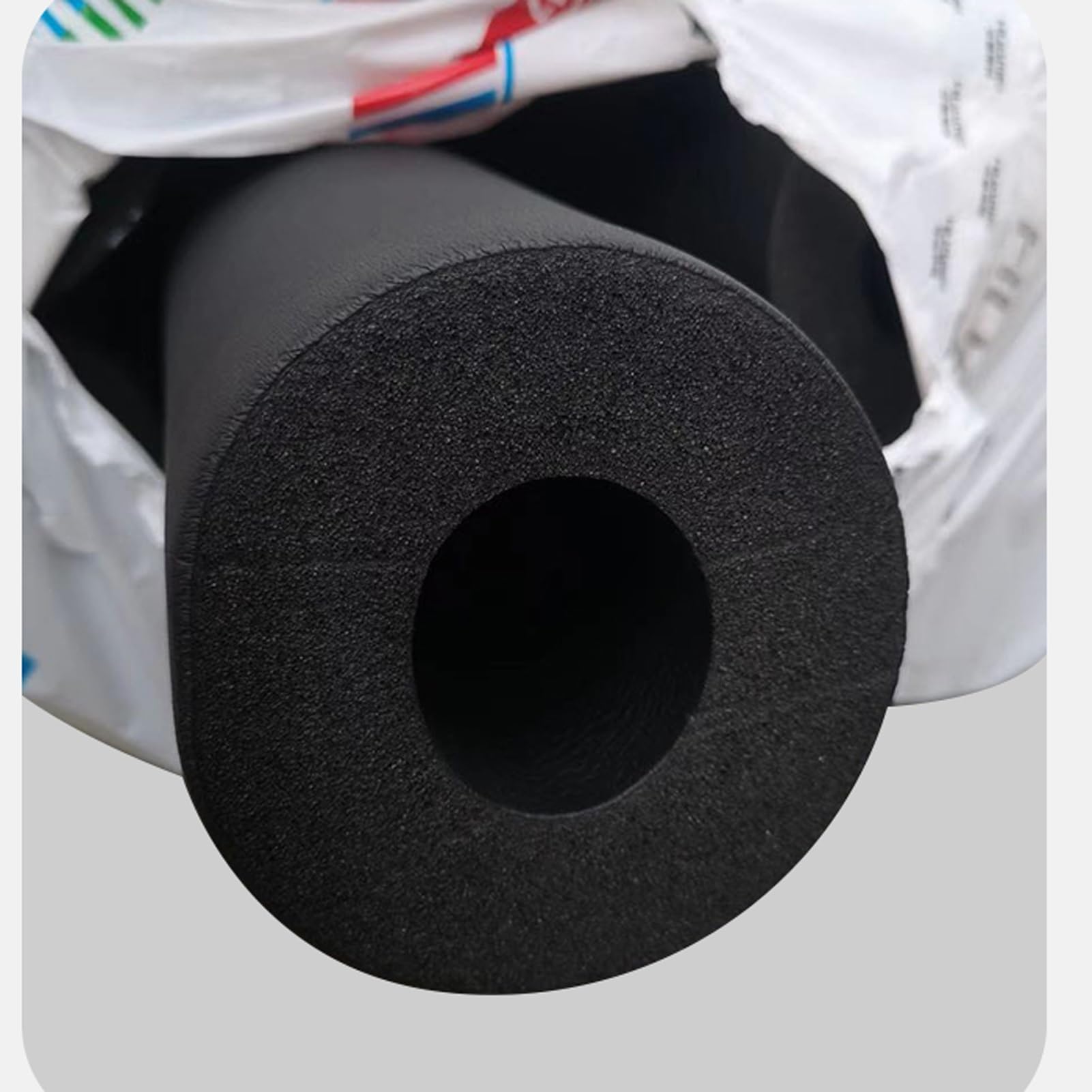 Isolamento per tubi impermeabile per esterni, isolamento per tubi in schiuma, involucro isolante per tubi esterni, impugnatura antiscivolo, spessore 30 mm, lungo 1,9 m, 1 pezzo (dimensioni