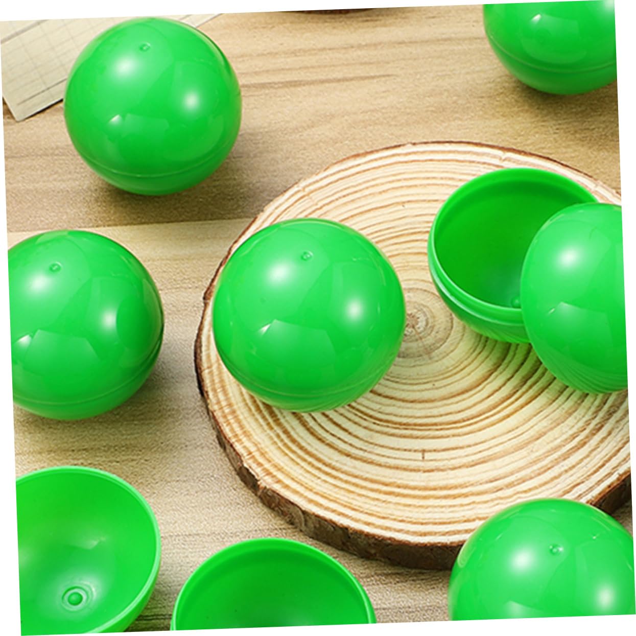 BCOATH 50pcs Colorful Raffle Balls for Games Home Parties Bingo Balls Openable Plastic Balls