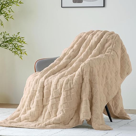 Uttermara Sherpa Fleece Weighted Blanket Queen Size(20lbs, 60" x 80", Khaki), 3D Jacquard Checkered Warm Sherpa Heavy Blanket for Adults, Soft Fuzzy Weighted Blankets for Couch Bed Sofa