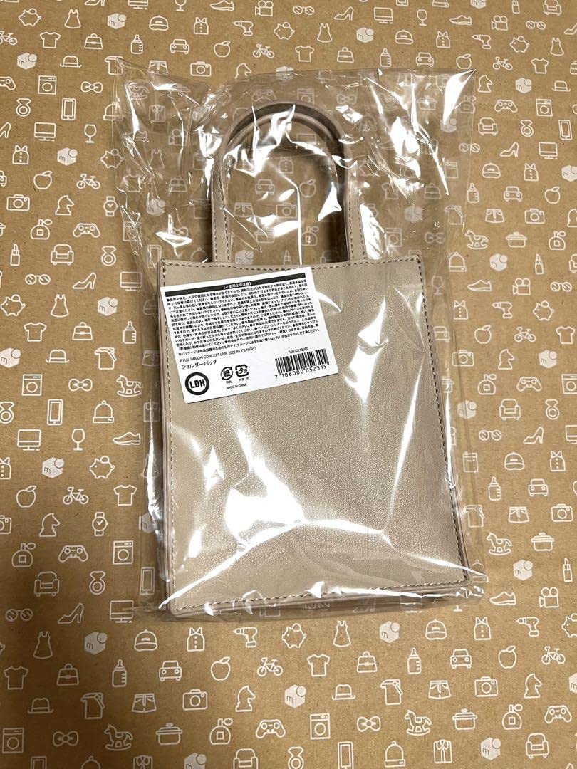 RILY Heart Logo Game Bag 今市隆二　ショルダーバッグ Amazon.co.jp: 今市隆二 RILY リリーズナイト ショルダーバッグ